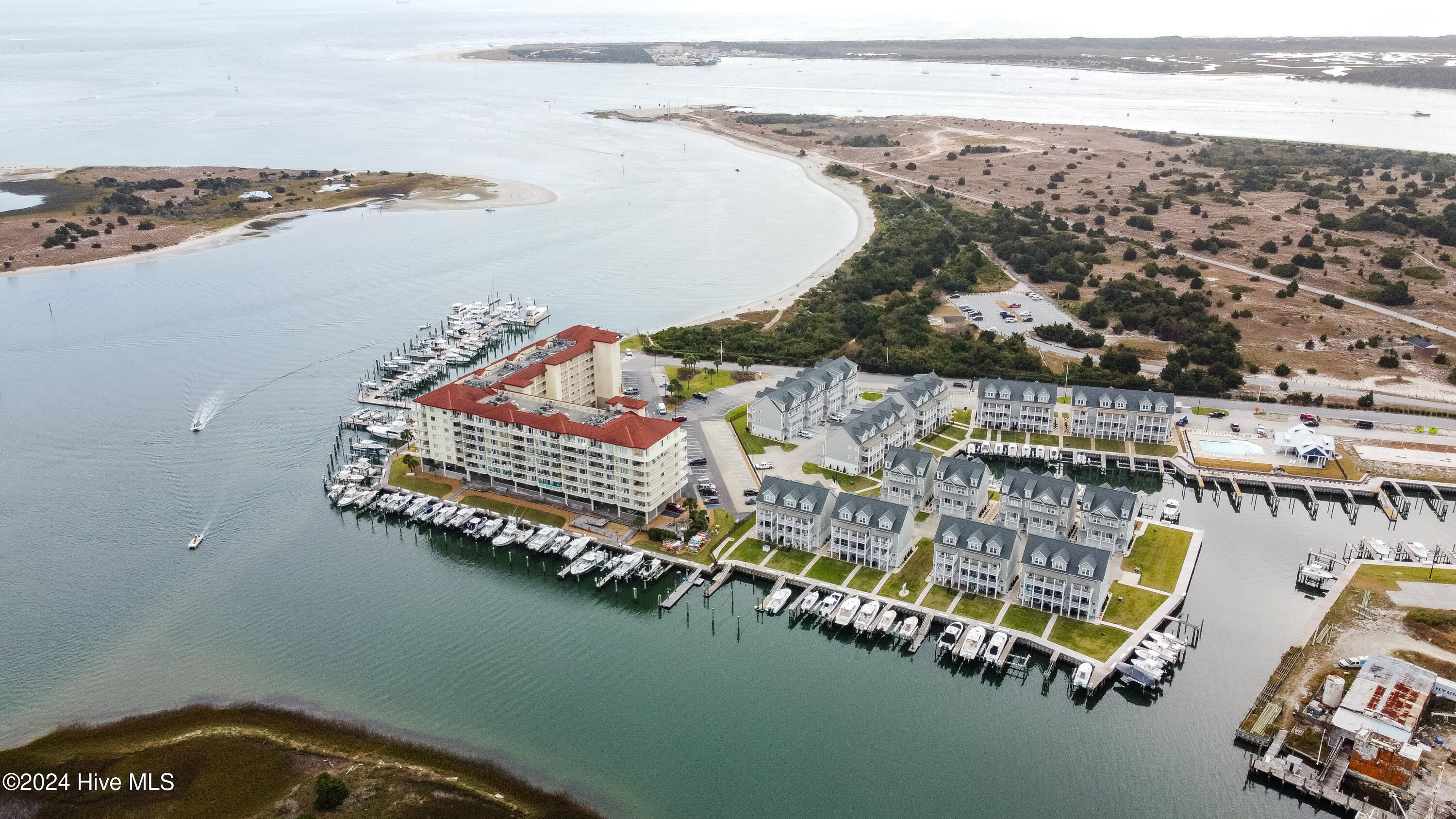 100 Olde Towne Yacht Club 