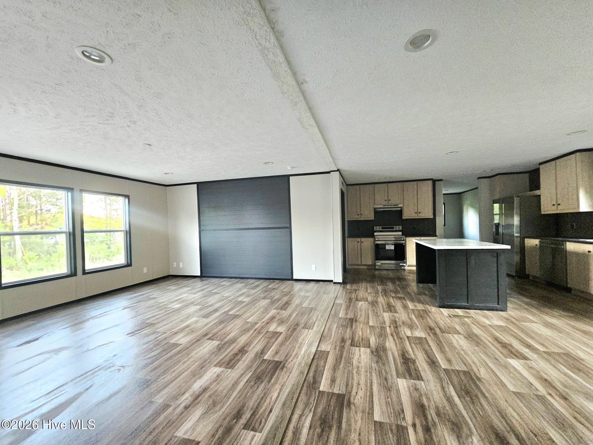 100565039 | Photo 30