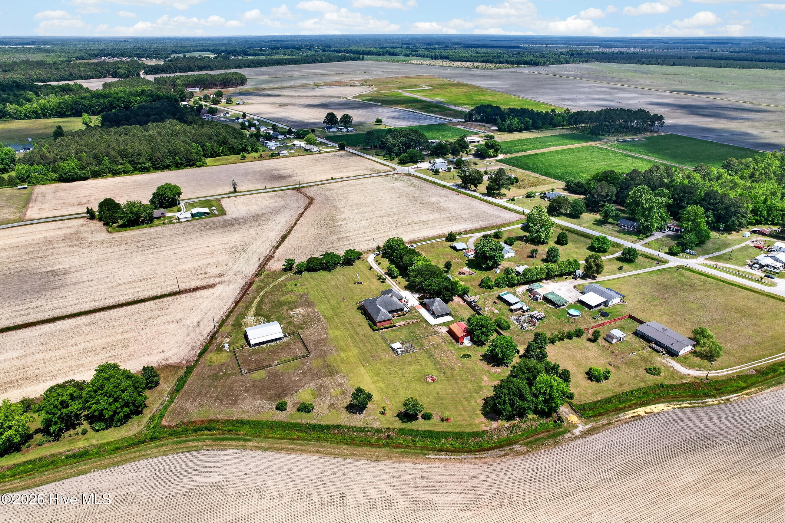 2732 White Oak River Road,Maysville