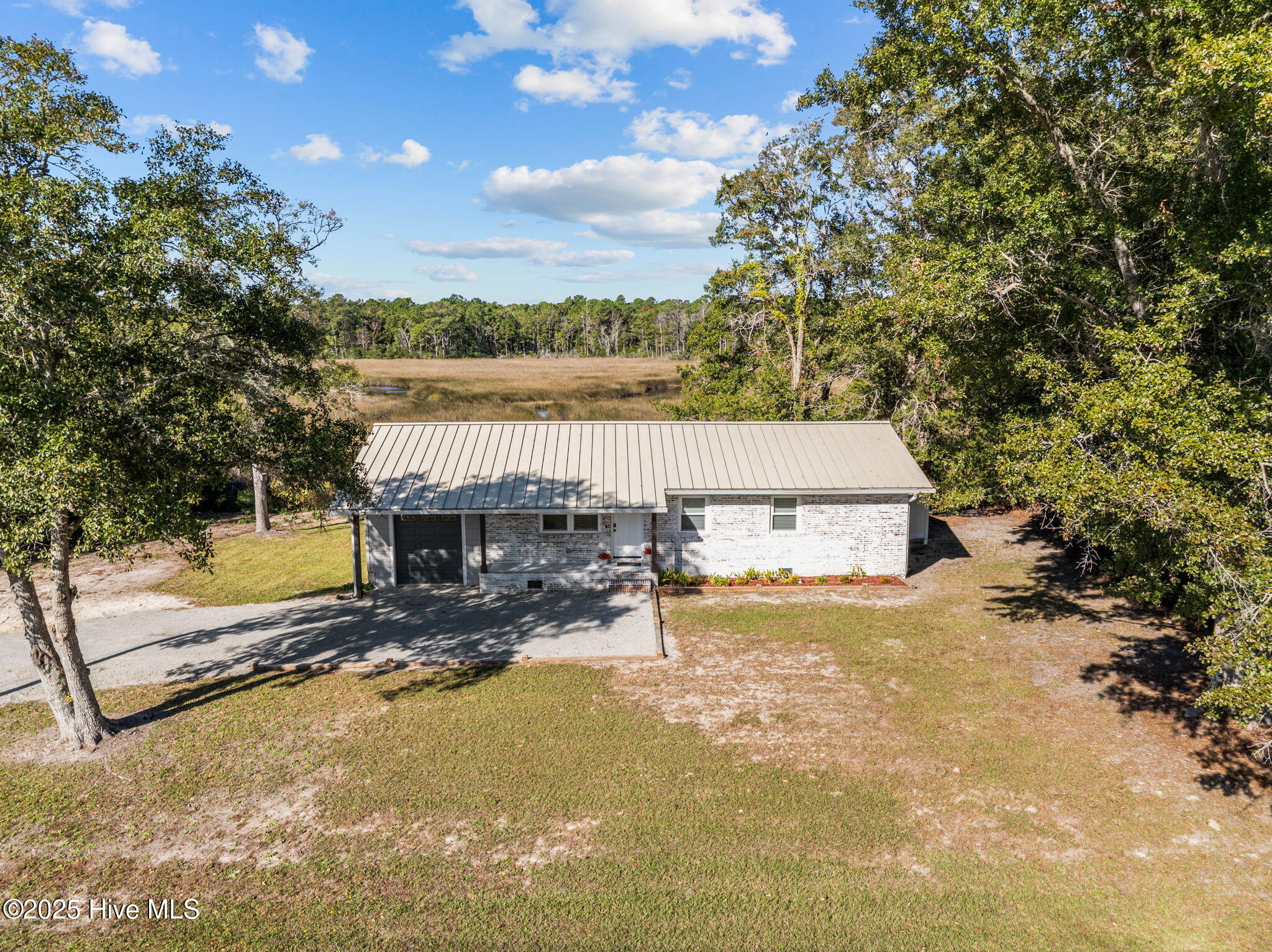 100538027 | Photo 58