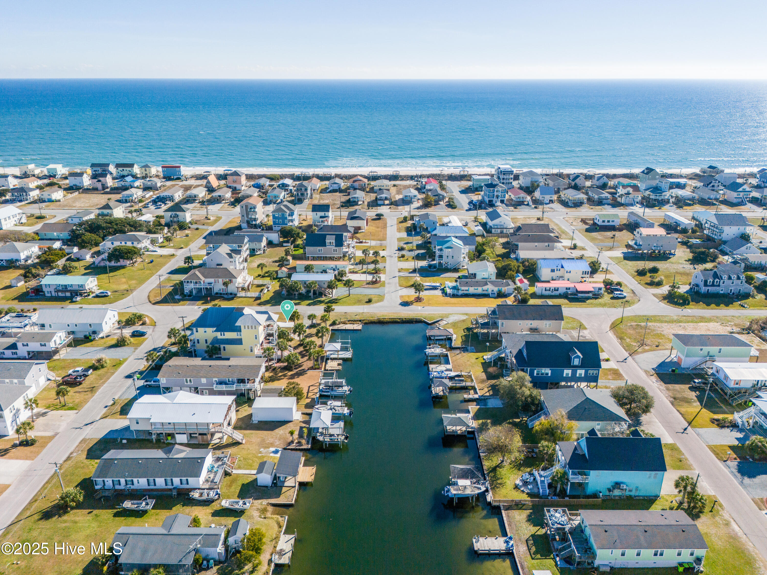 6015 6th Street, Surf City, NC, 28445