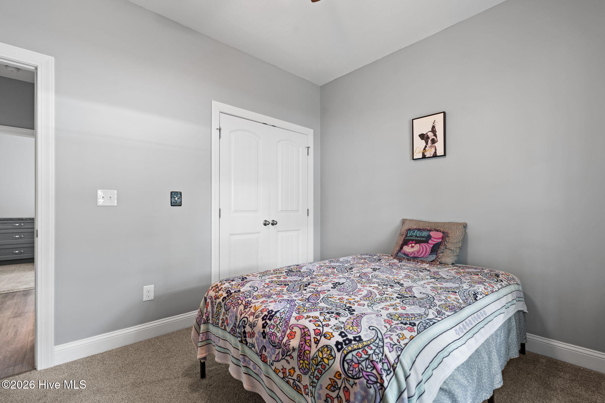 100568140 | Photo 28