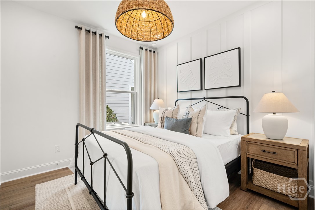 Pictures, photographs, colors, features, and sizes are for illustration purposes only and will vary from the homes as built.