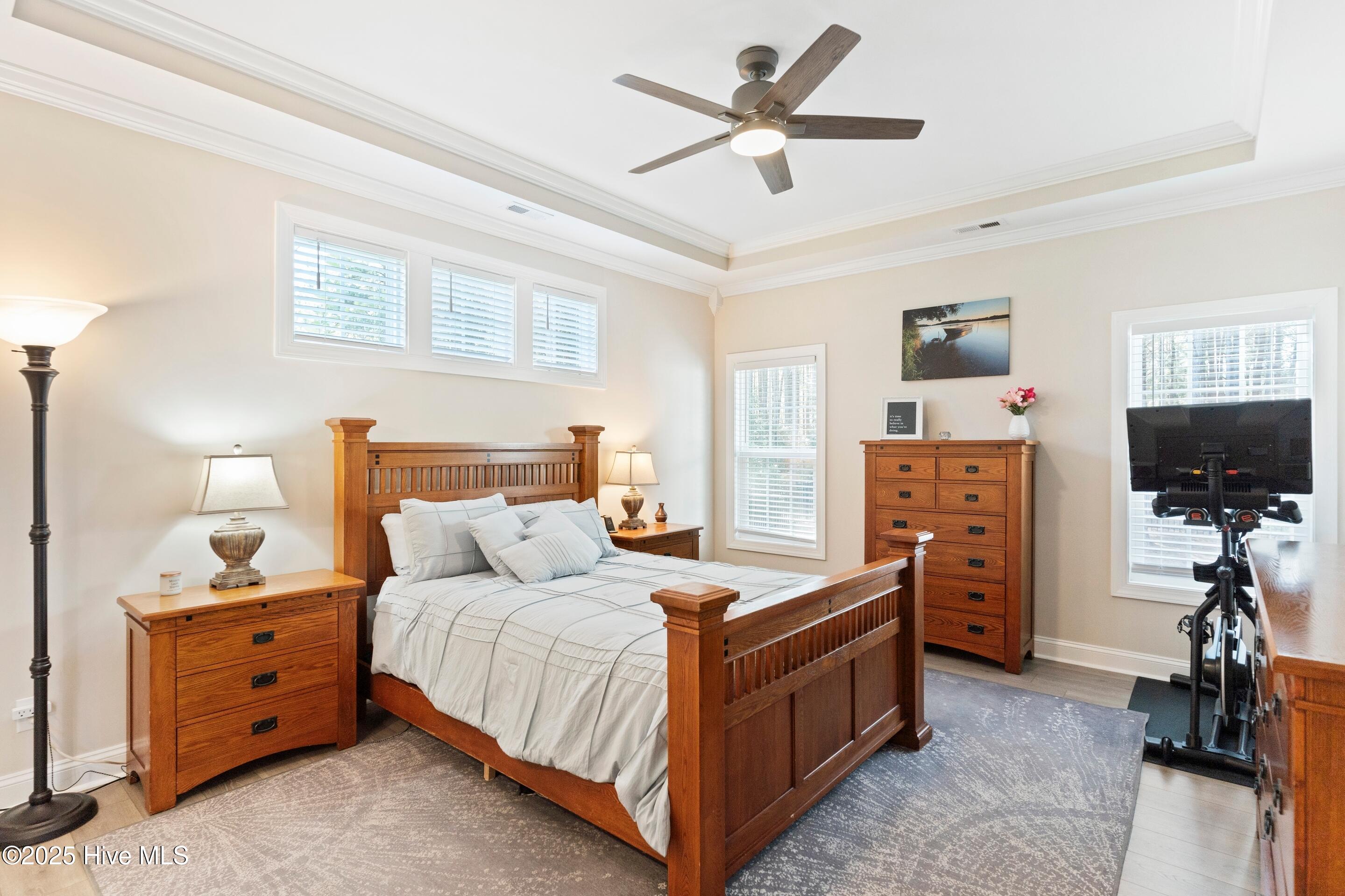 100532334 | Photo 22