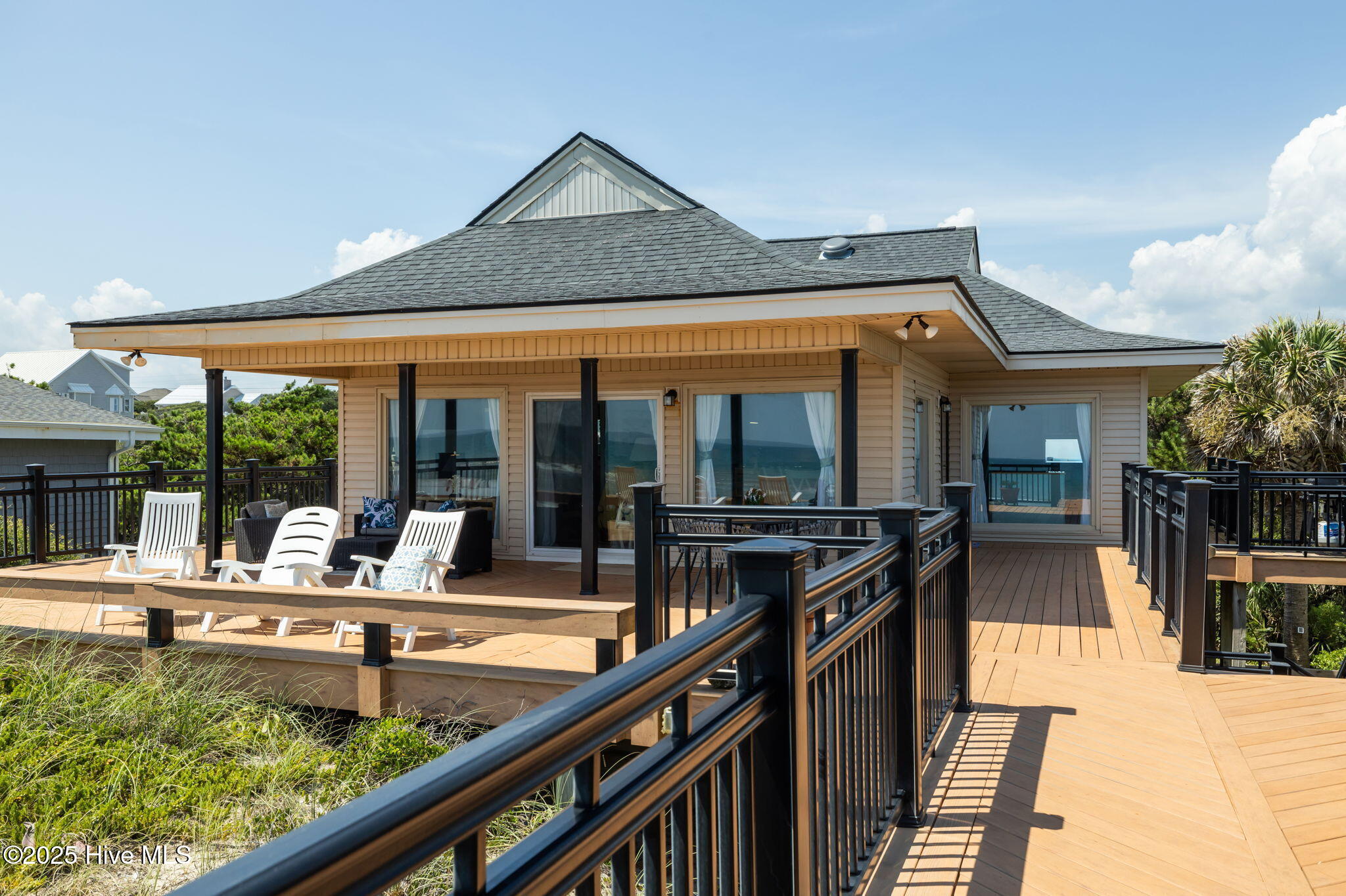 3907 Ocean Drive, Emerald Isle, NC, 28594
