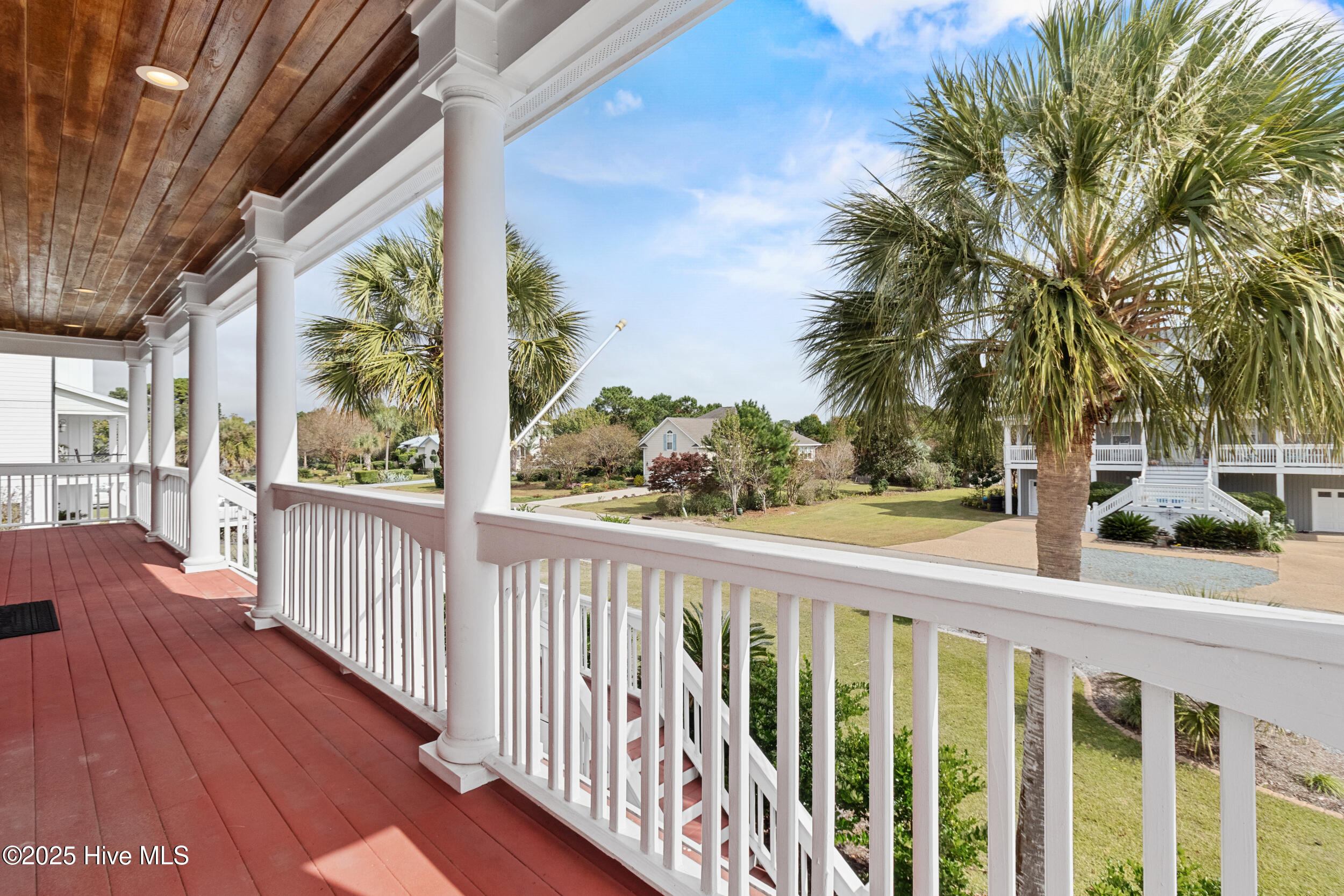 100538767 | Photo 69