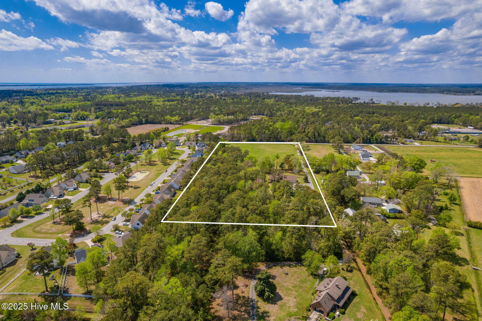 Homes for sale in Morehead City, NC | 1630 N 20th St, Morehead City, NC 28557 | MLS# 100504304