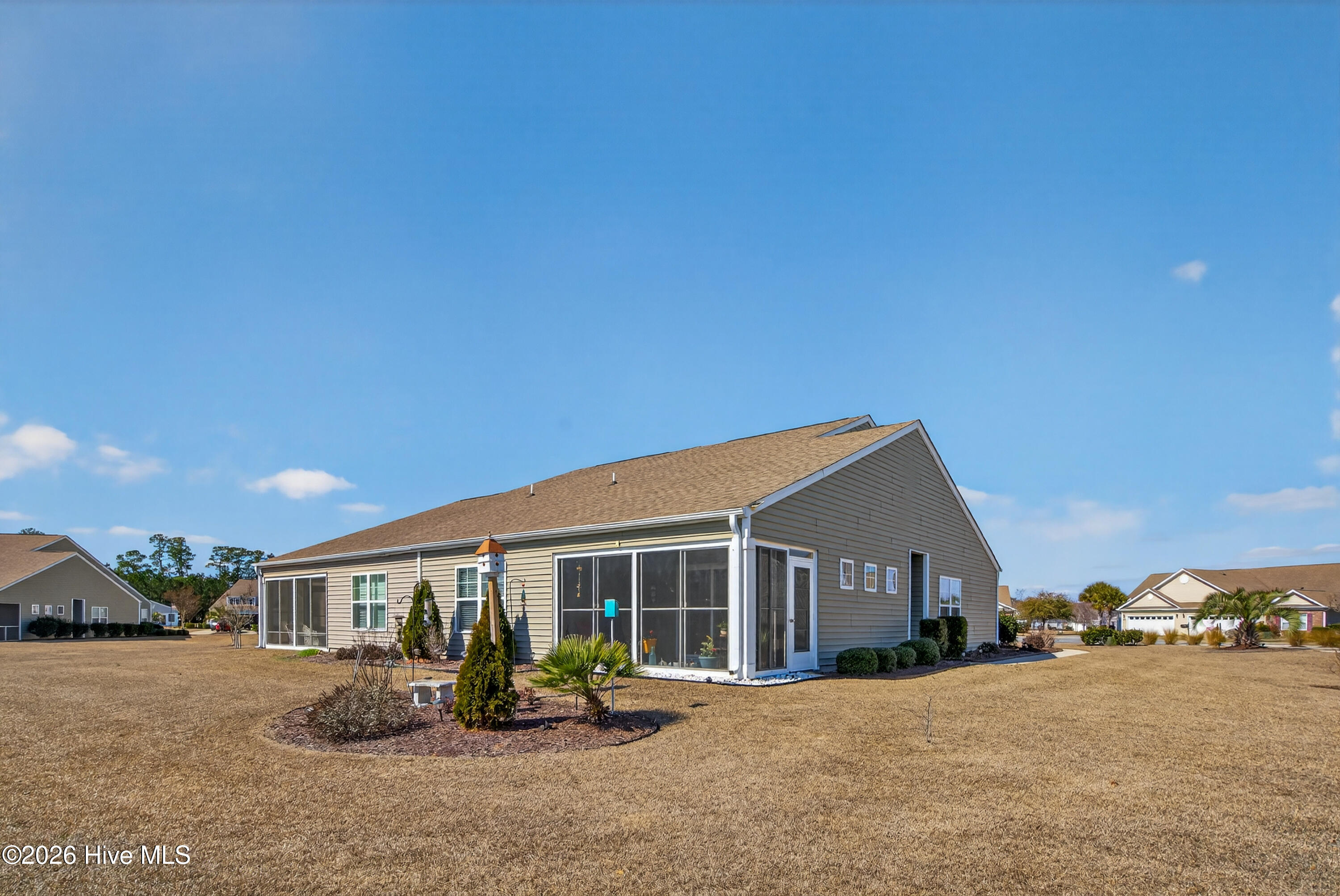 100557336 | Photo 29