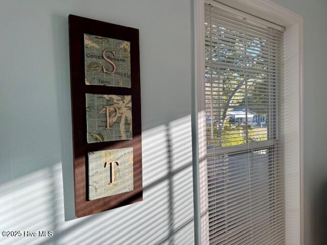 100545035 | Photo 18