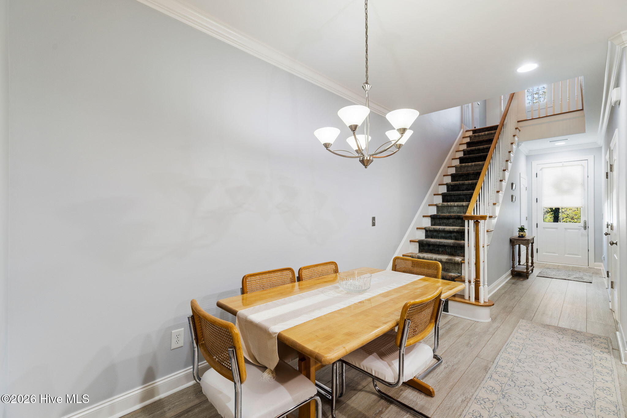 100551308 | Photo 14