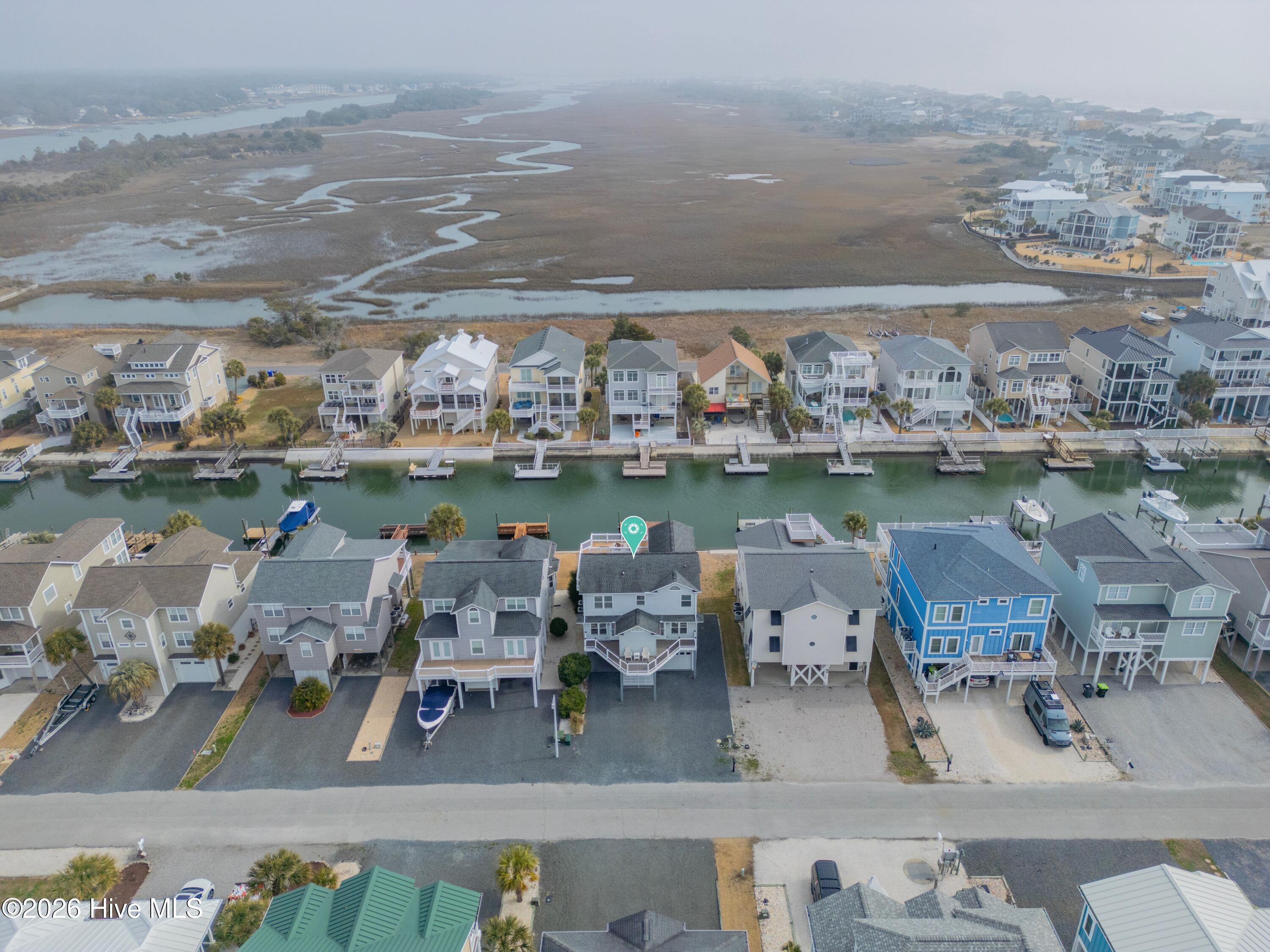 100556301 | Photo 38