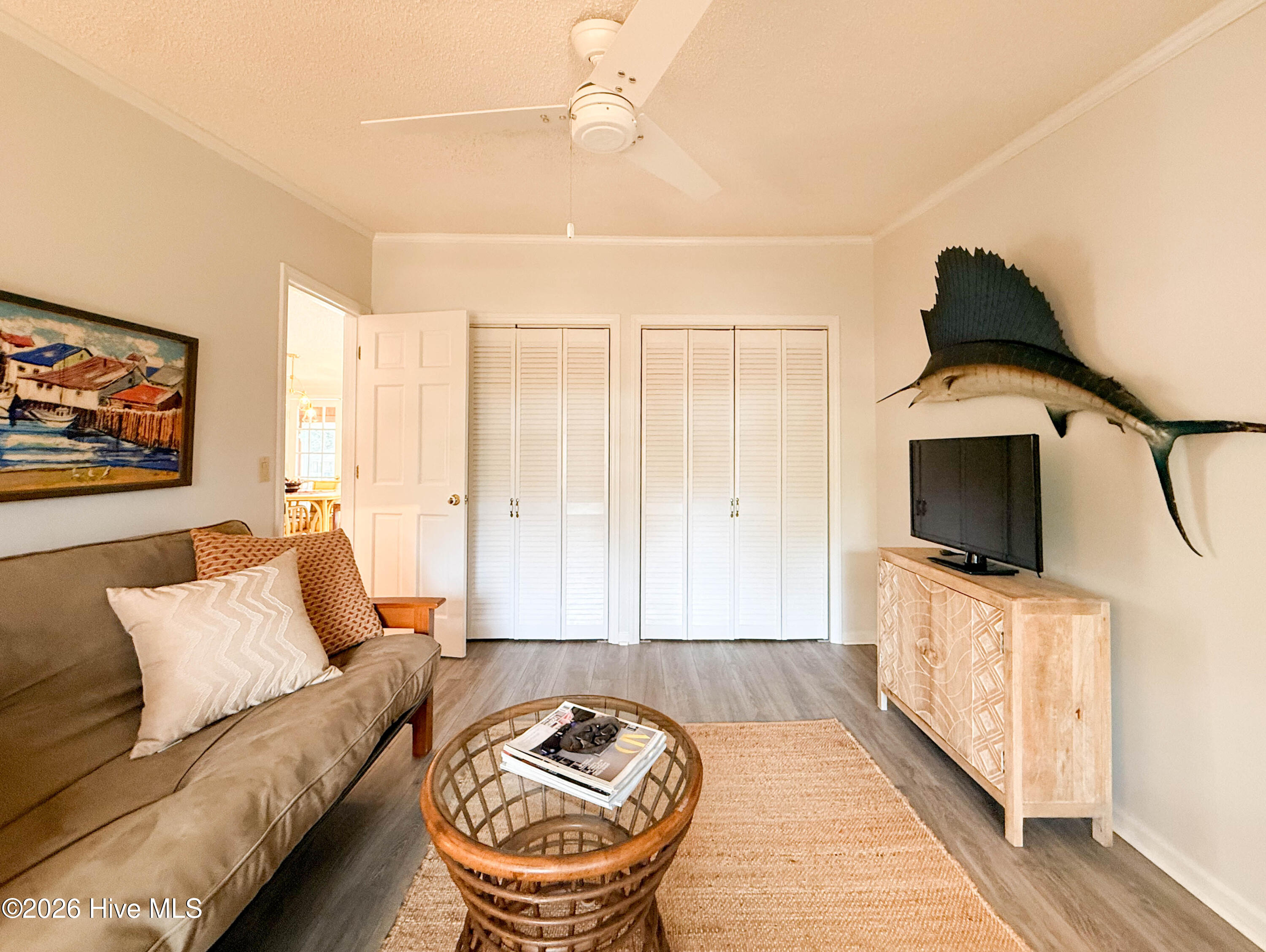 100559362 | Photo 44