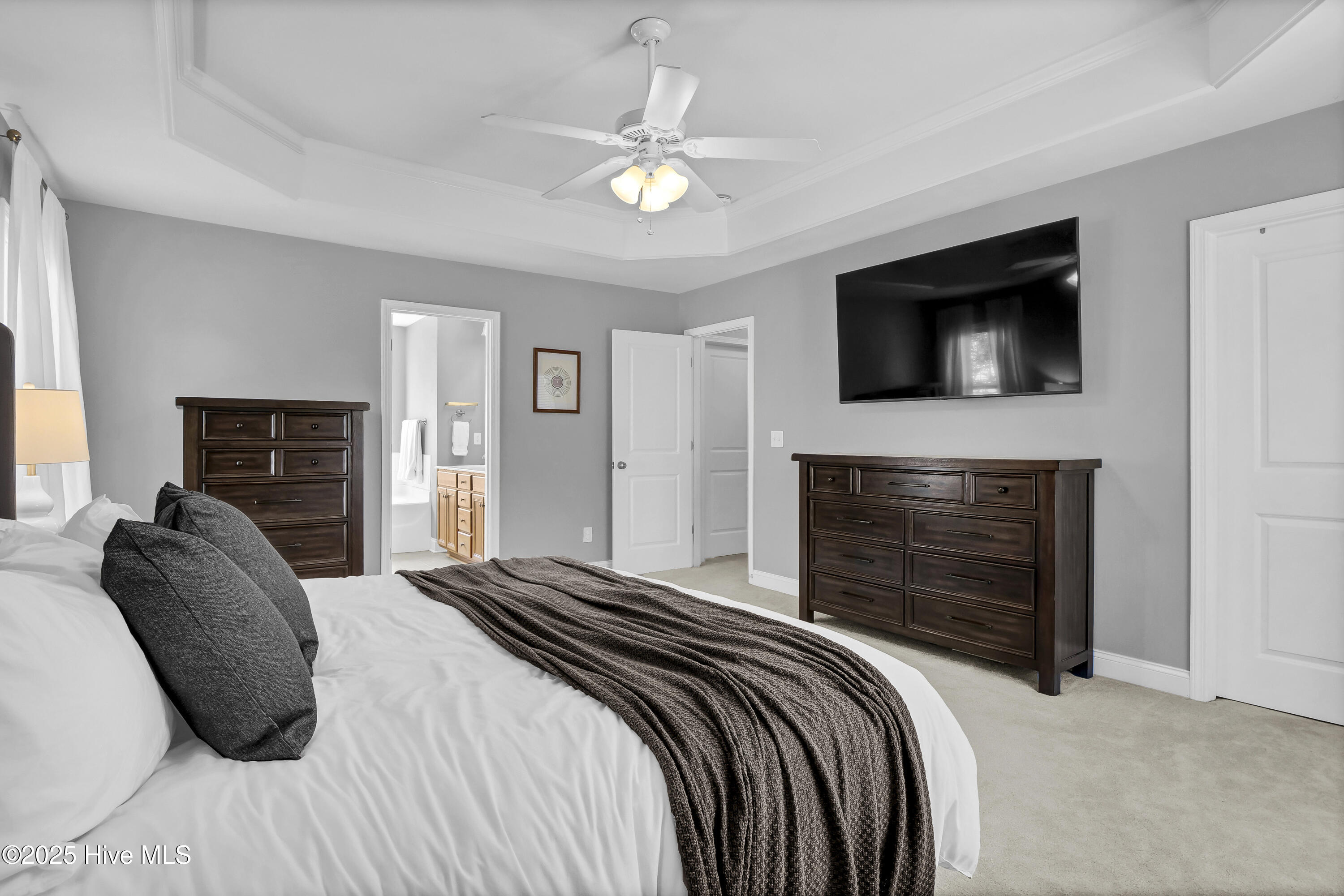 100529141 | Photo 14