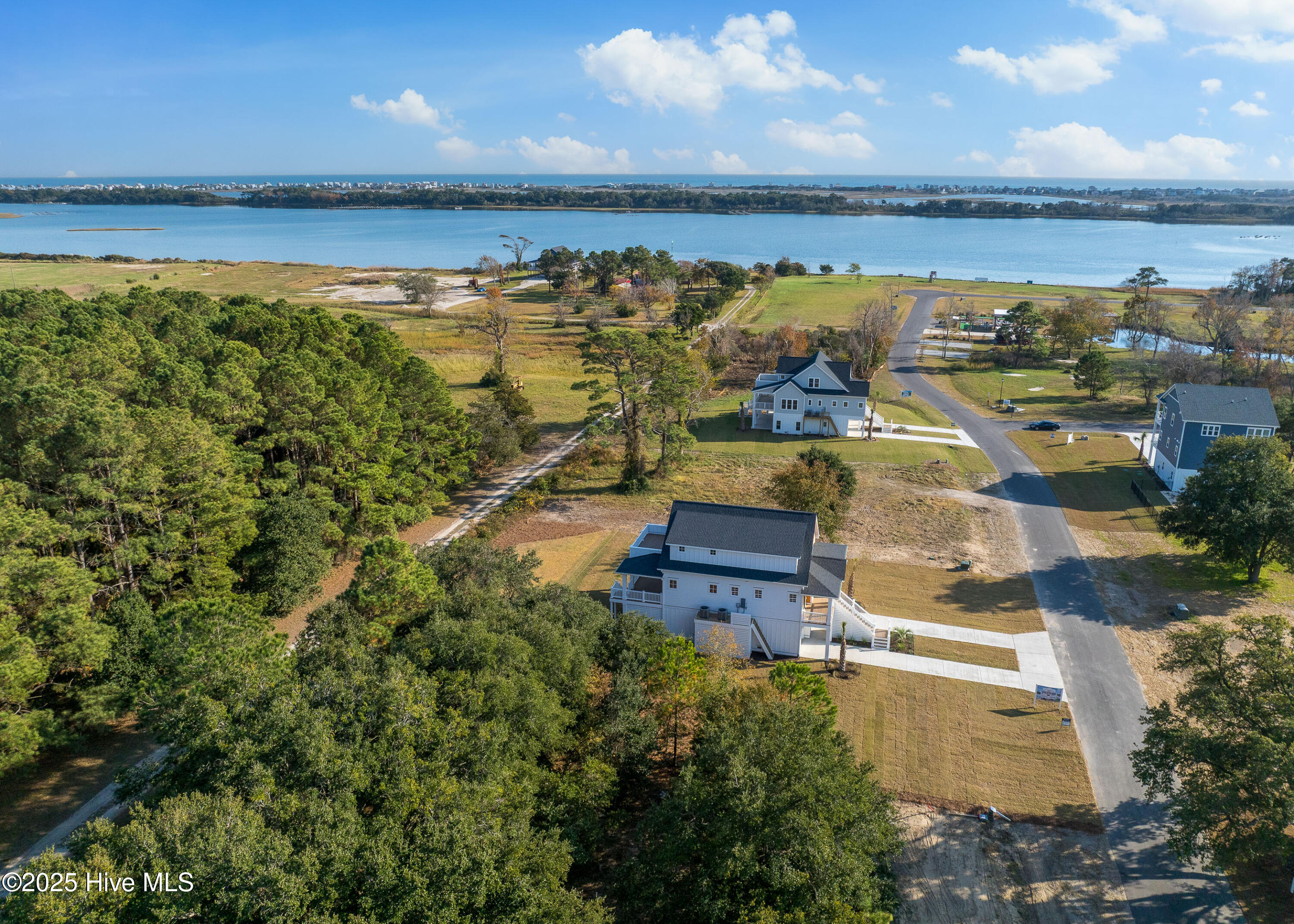 100525288 | Photo 15