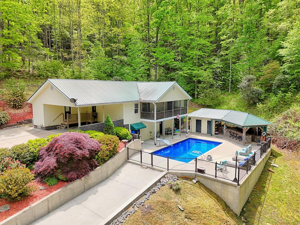 522 Fred Amos Road, Murphy, NC 28906 Listing Photo  1
