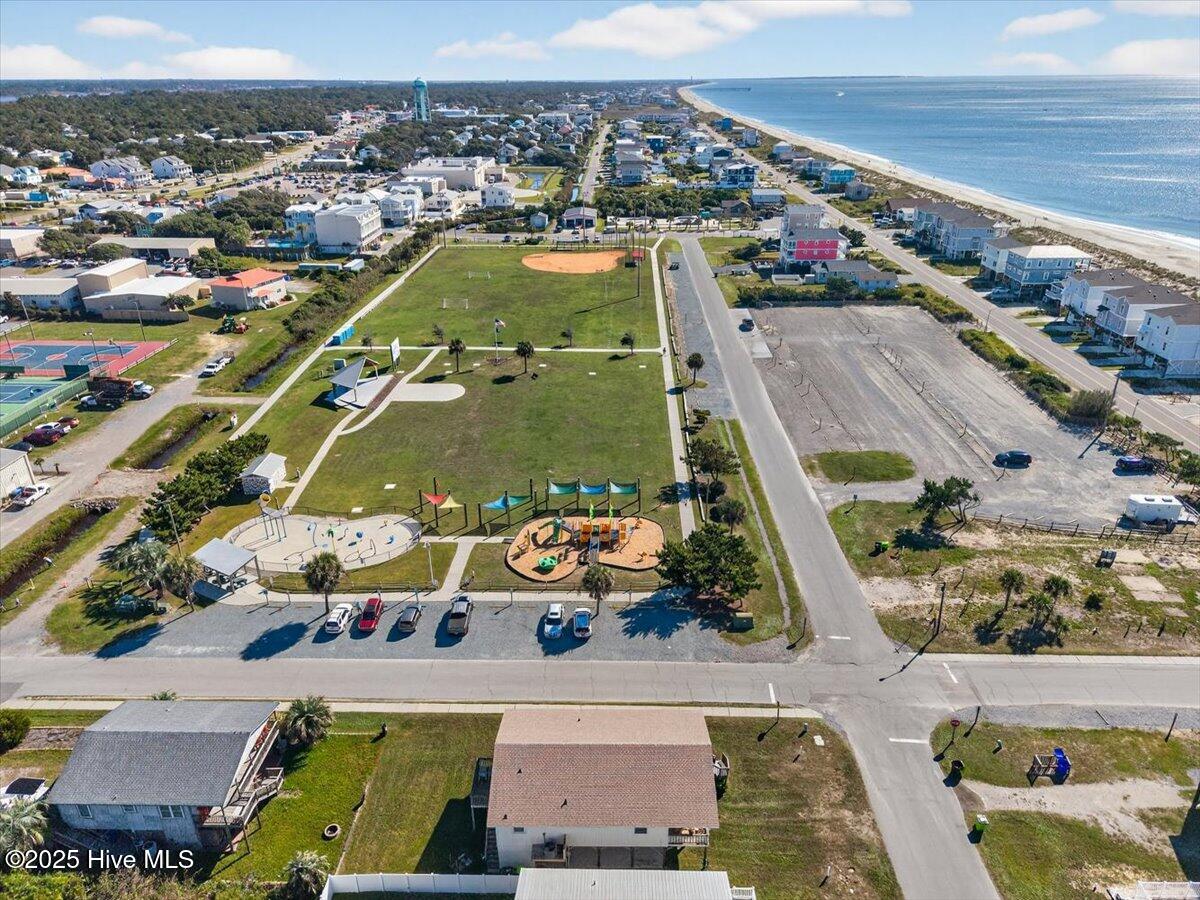 100536675 | Photo 38