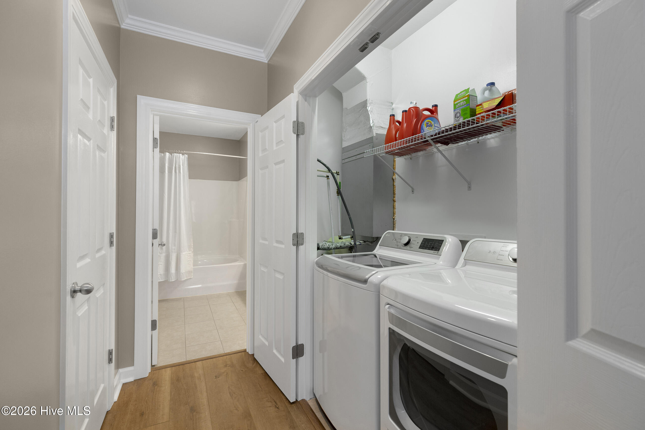 100560477 | Photo 21