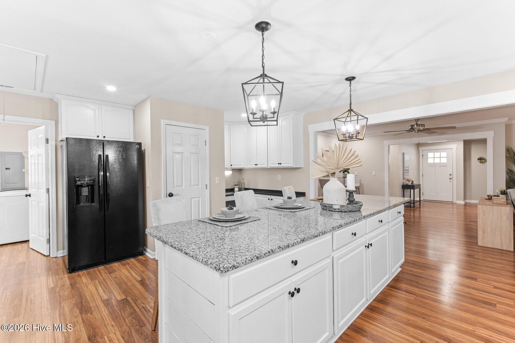 100550580 | Photo 10