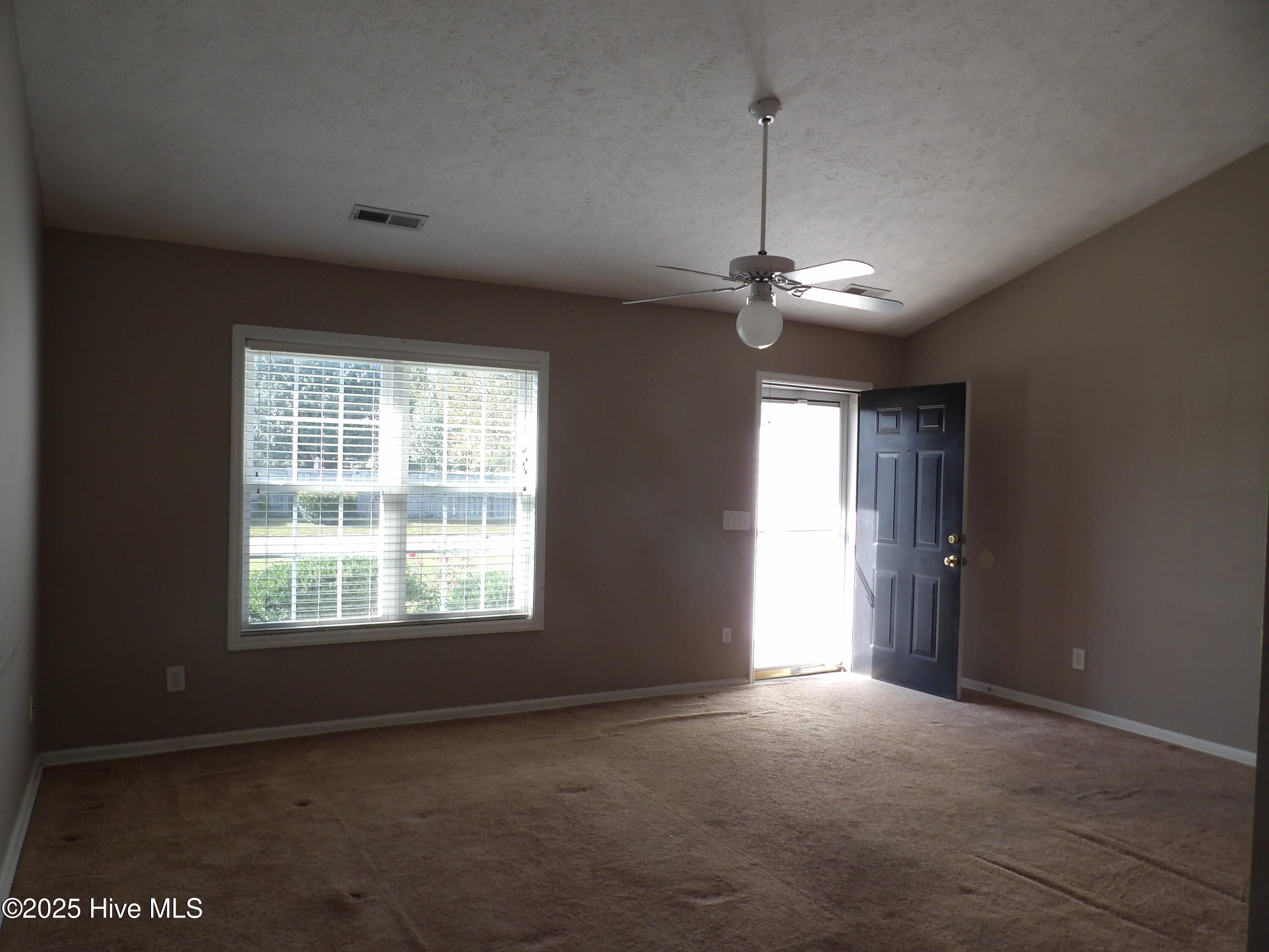 2522 White Road, Wilmington, NC 28411 – photo 9: 100_1734