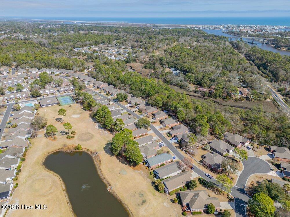 100558144 | Photo 41