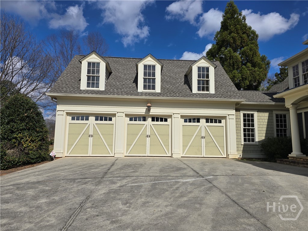 3 Car Garage