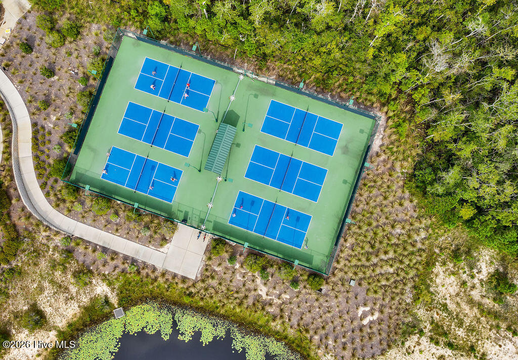 100565235 | Photo 132