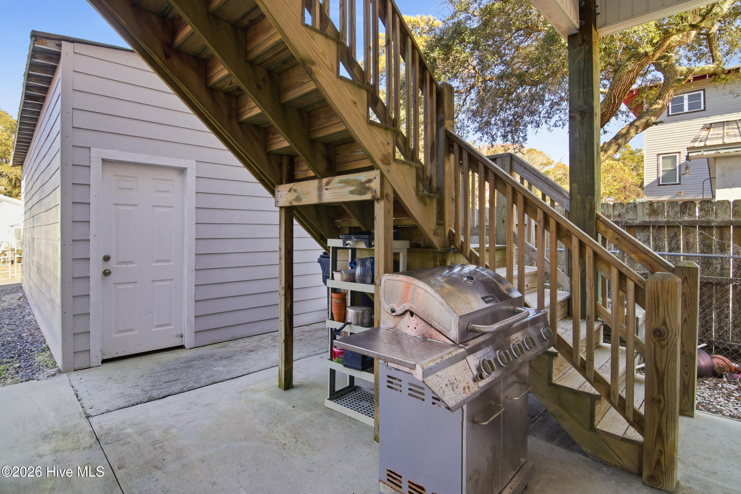 100552555 | Photo 39