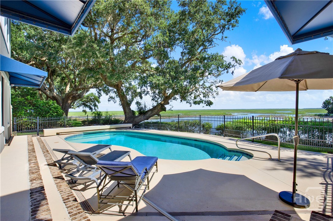 Homes for sale in Savannah, GA | 1 Breckenridge Ln, Savannah, GA 31411 | MLS# SA337043