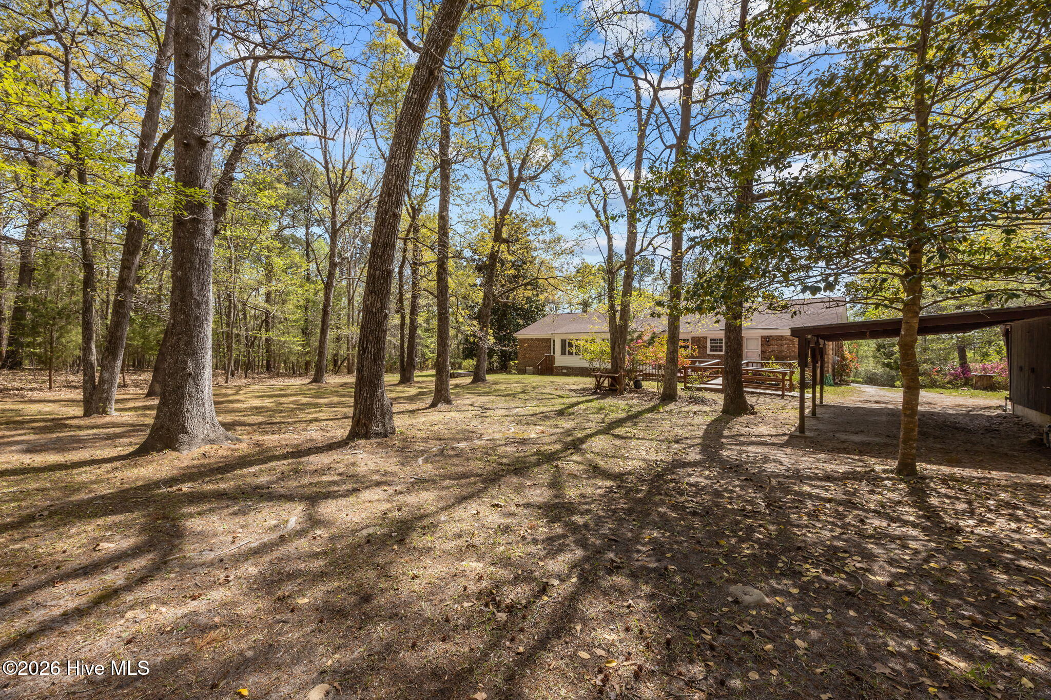 512 Raymond Drive,Arapahoe