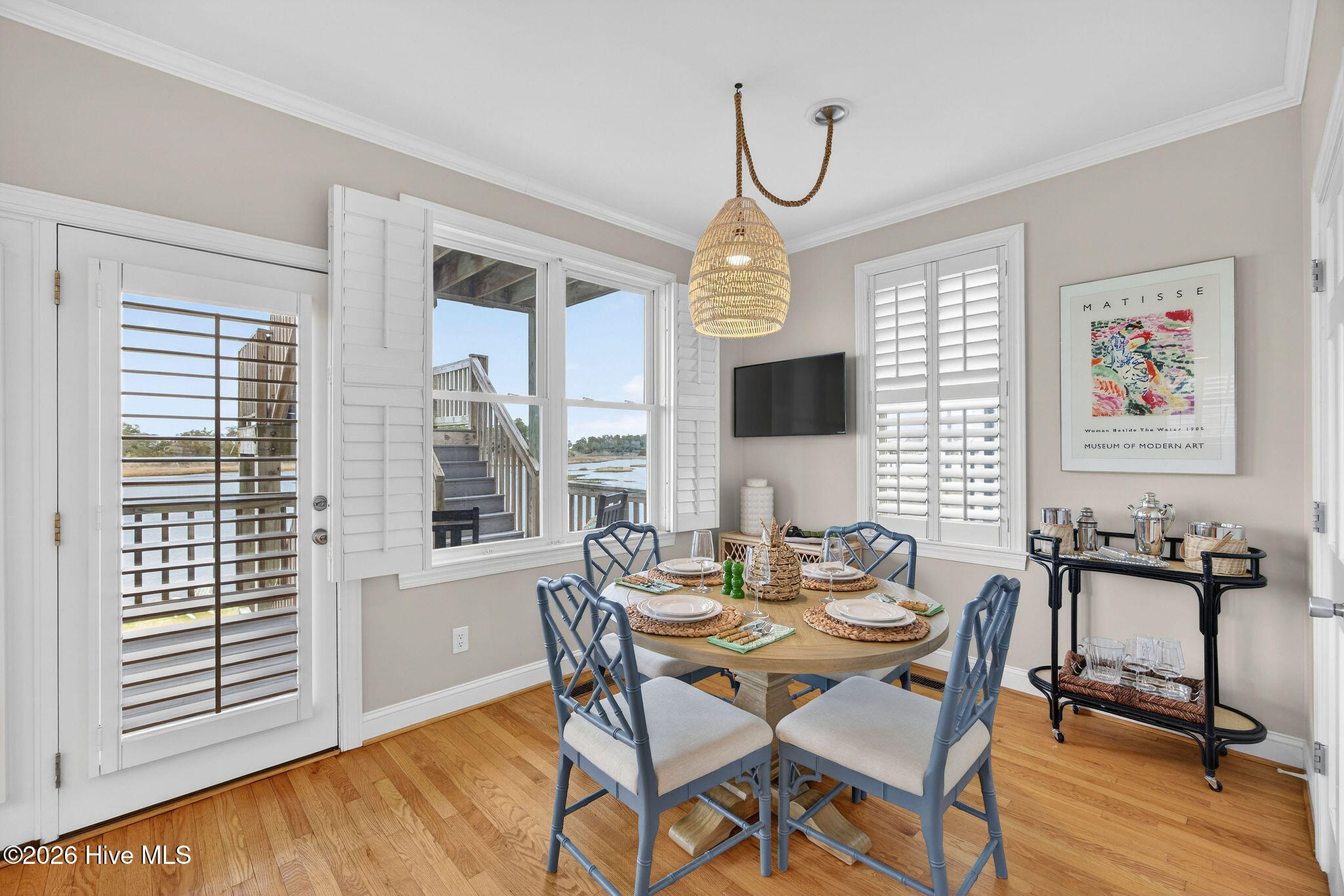 100558611 | Photo 34