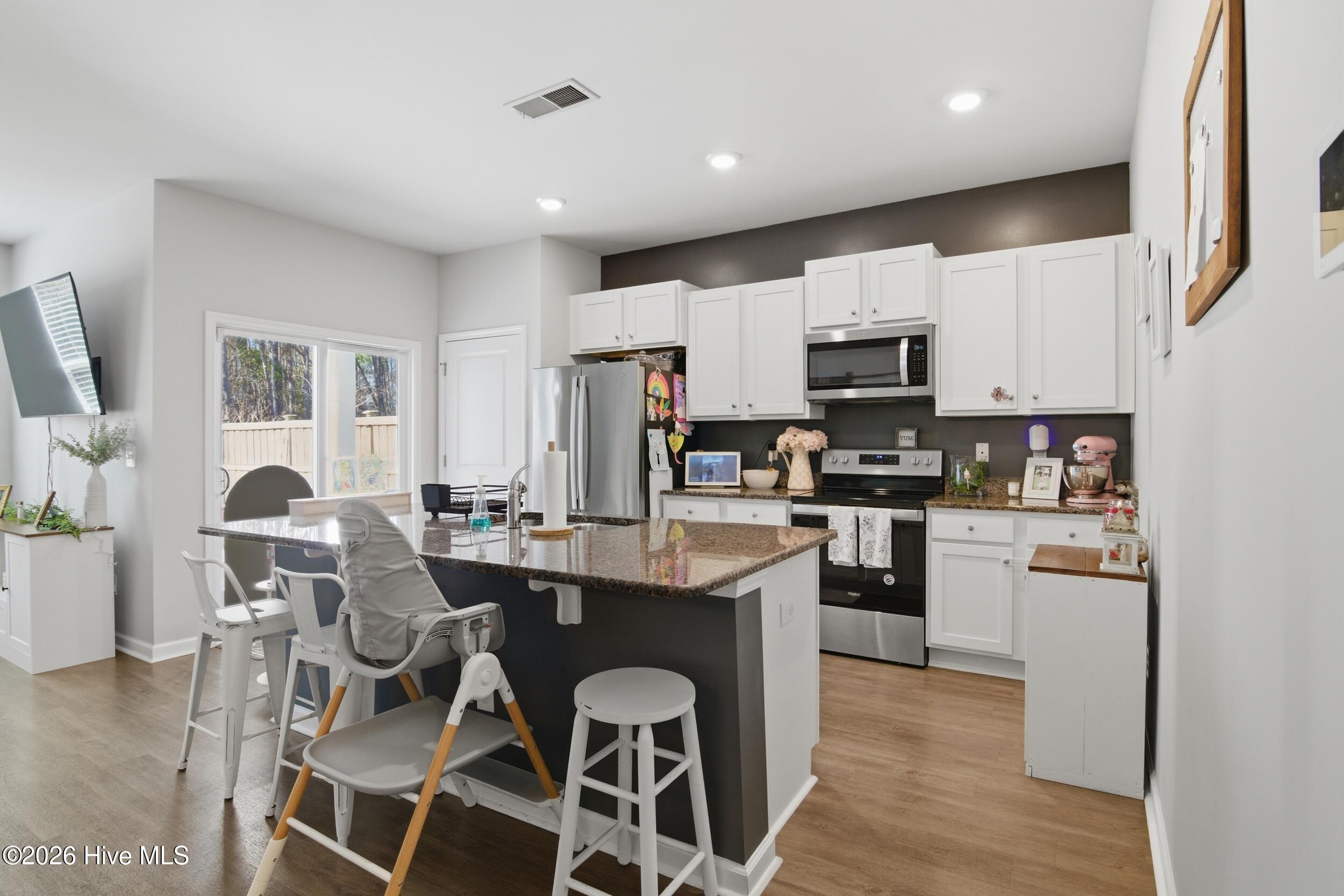 100551246 | Photo 11