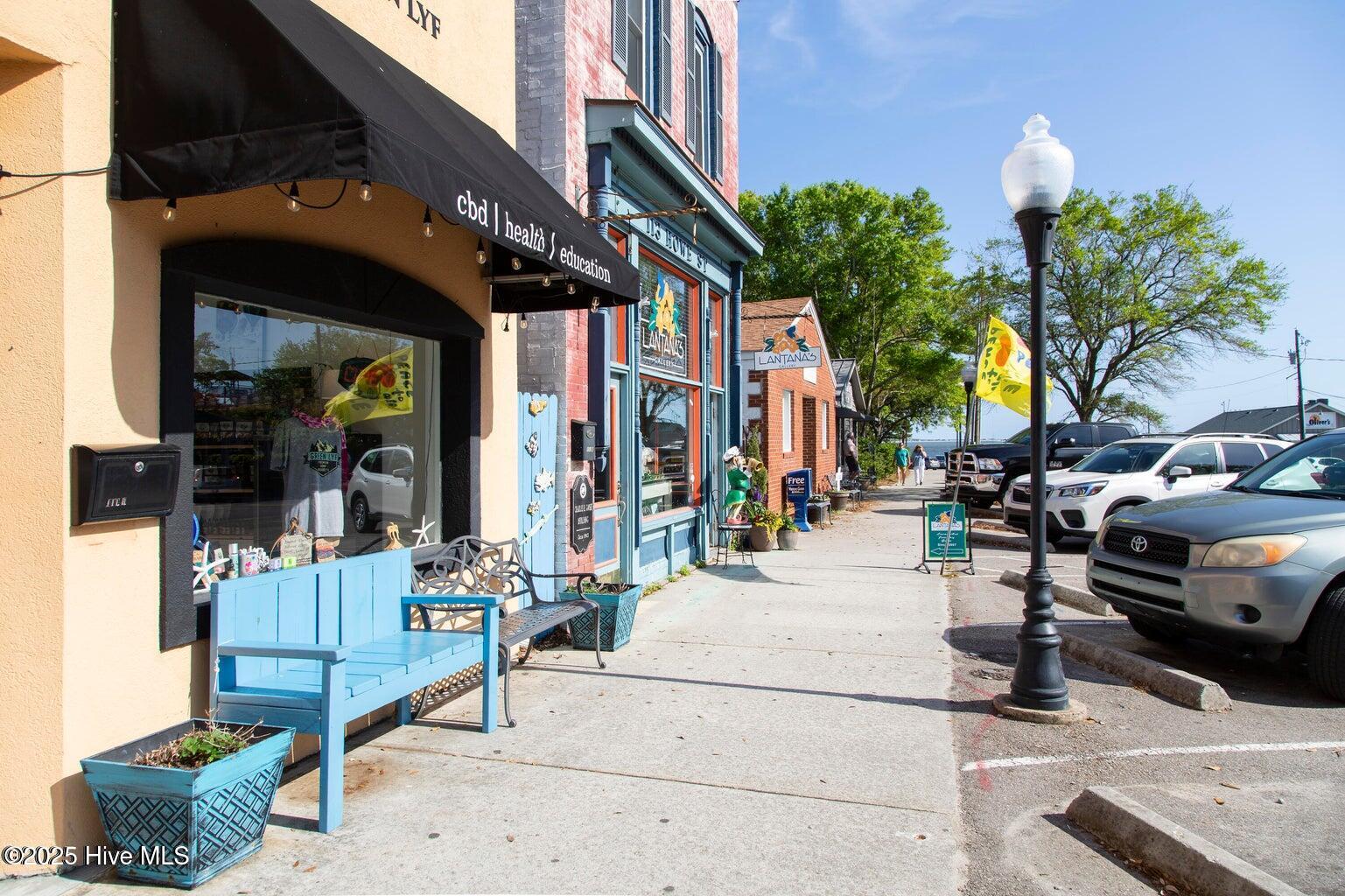 100556003 | Photo 34