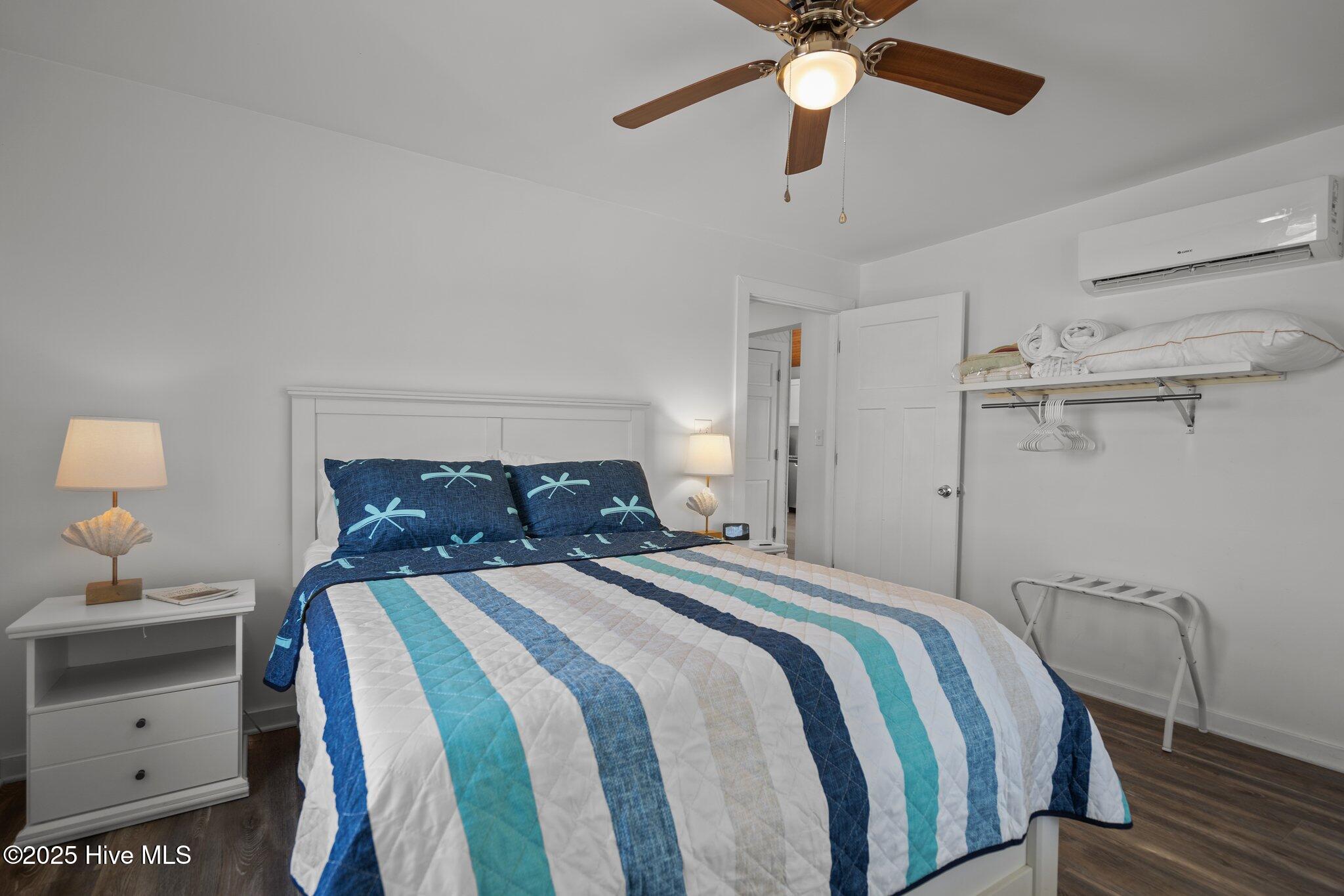 100537194 | Photo 84