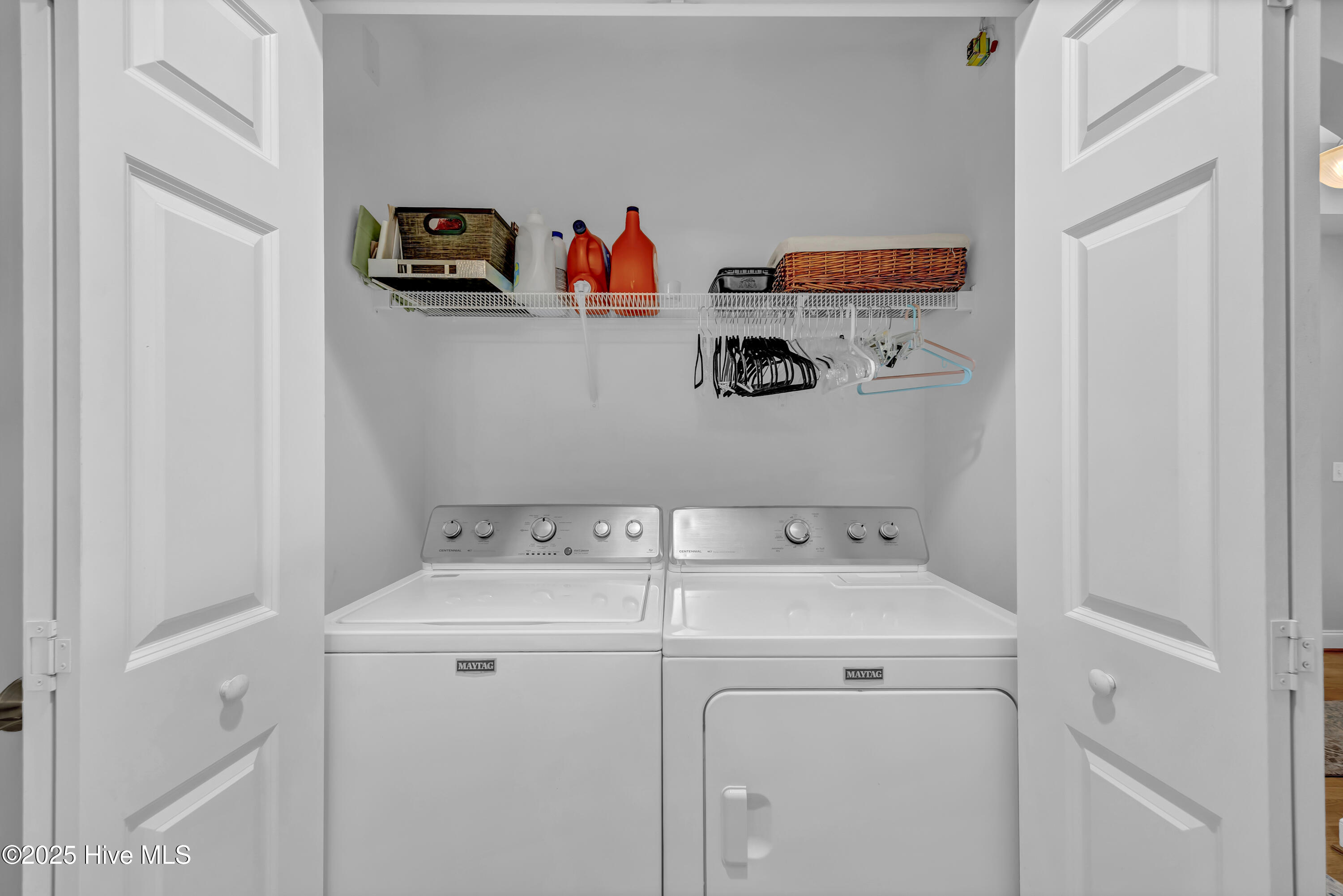 100551709 | Photo 24