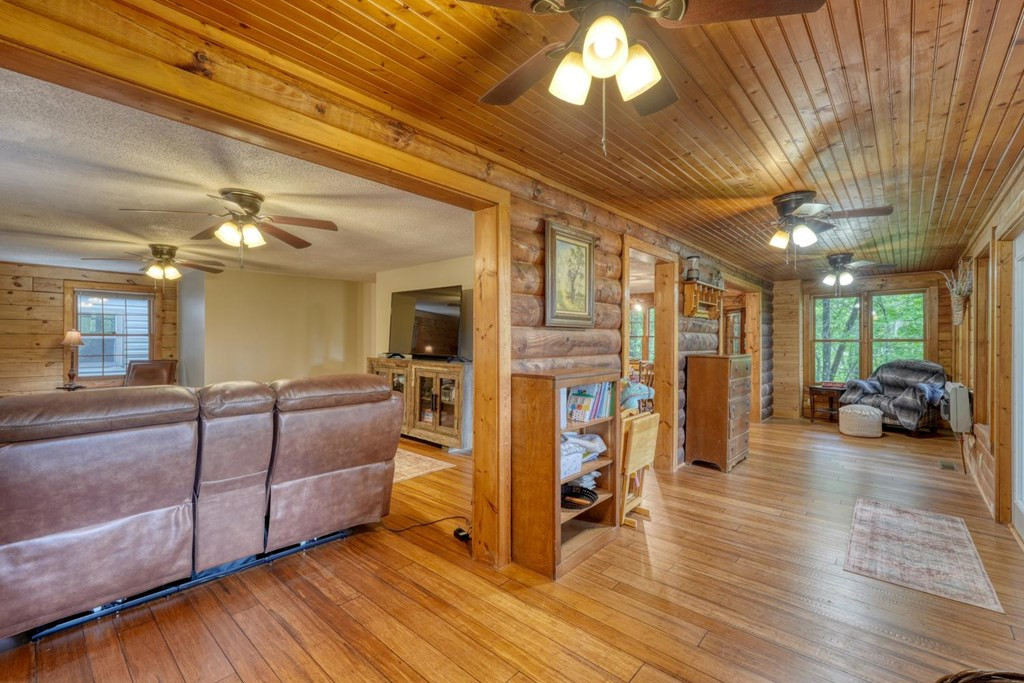 477 Little Snowbird Trail, Marble, NC 28905 Listing Photo  12
