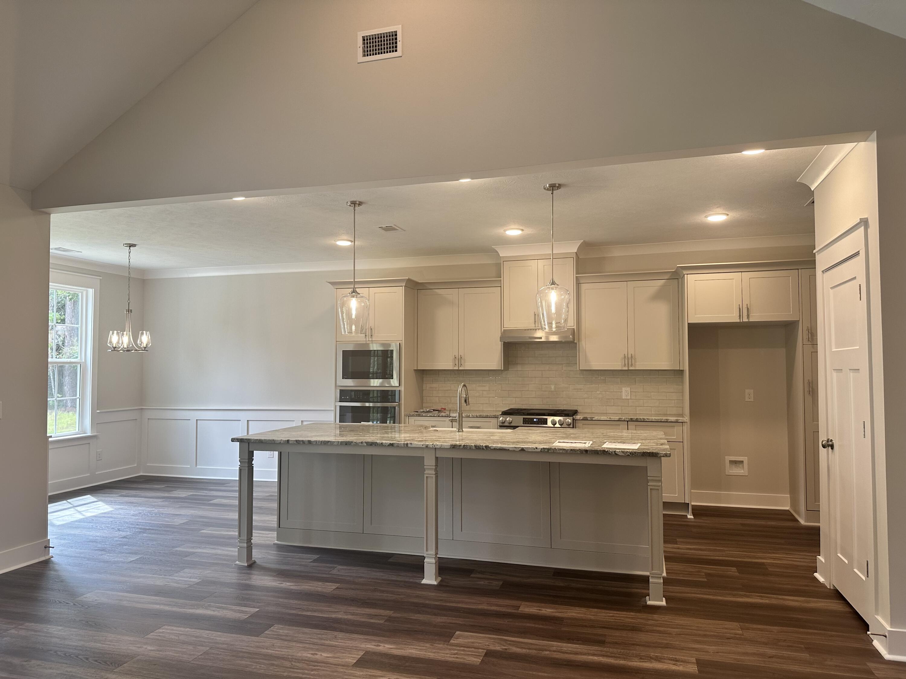 1403 Bellingham Drive