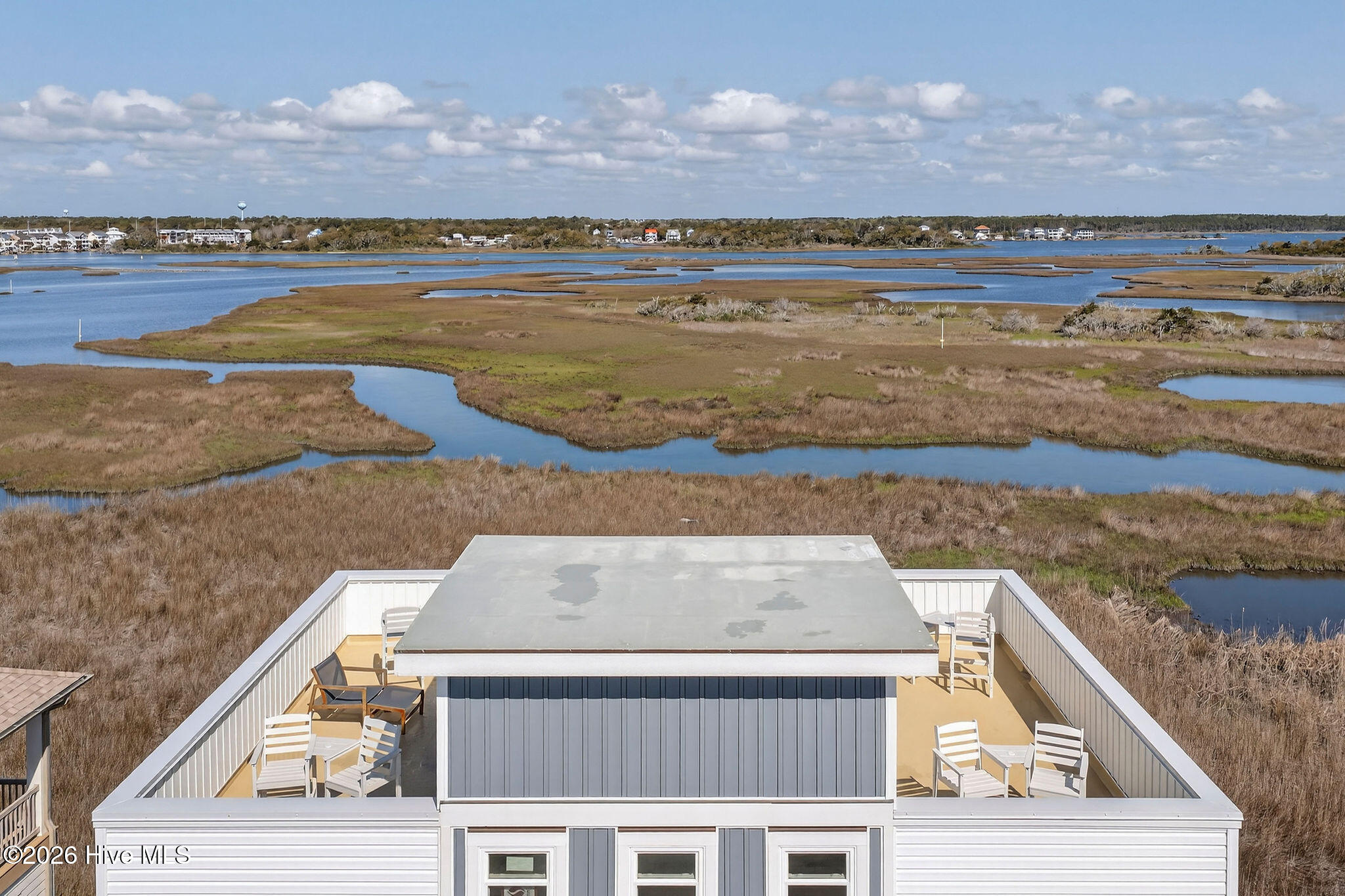 100565541 | Photo 60