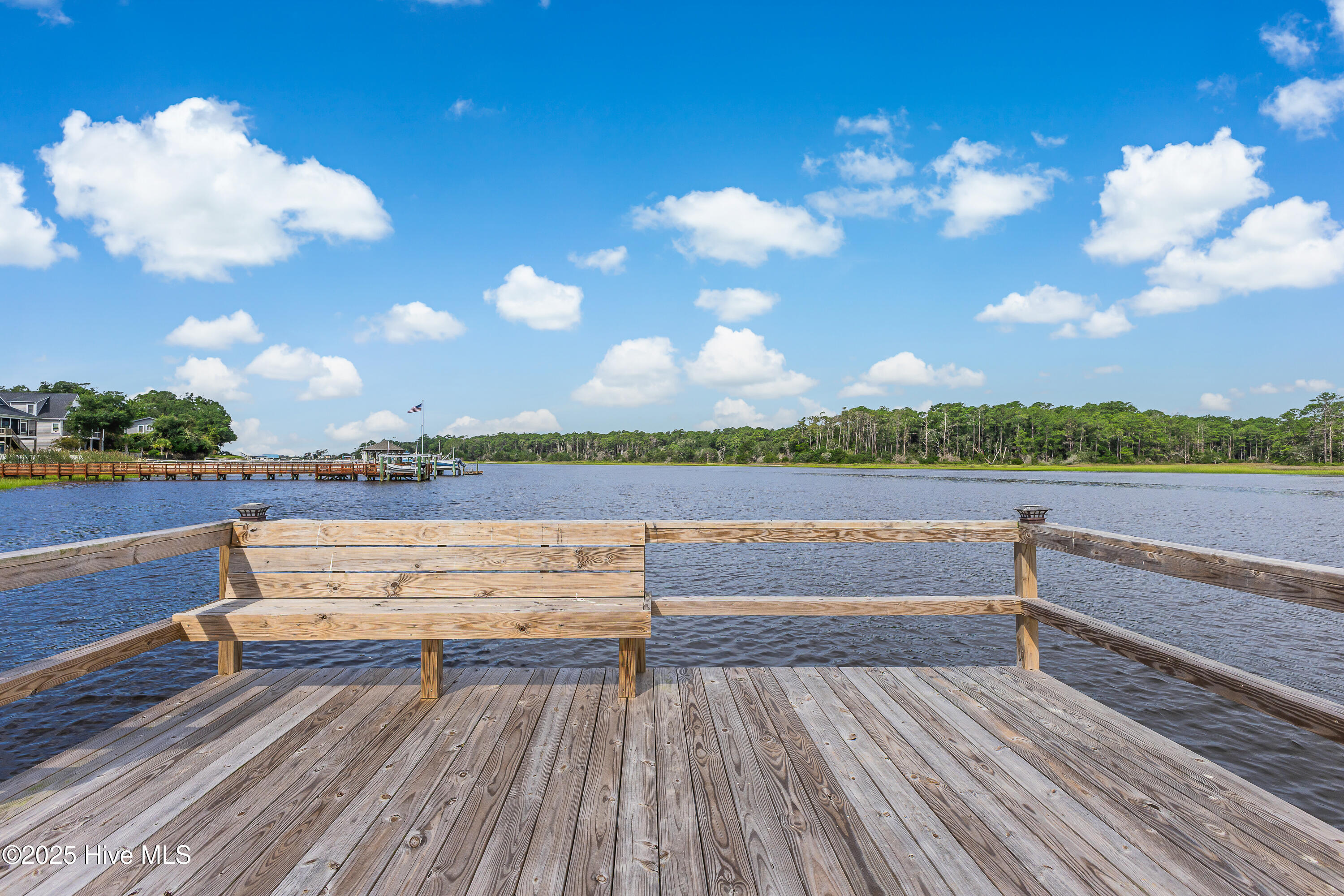 100526999 | Photo 57