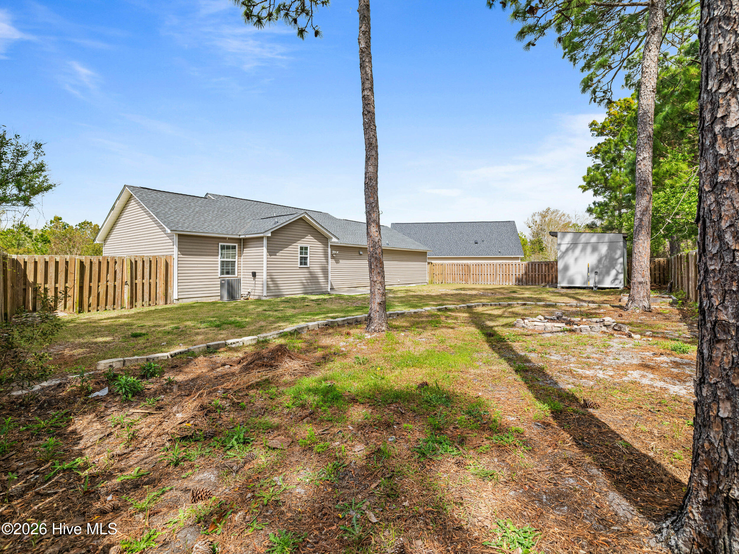 100565306 | Photo 29