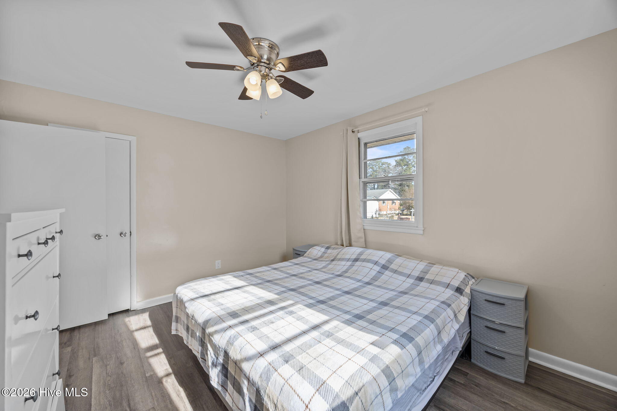 100555911 | Photo 33