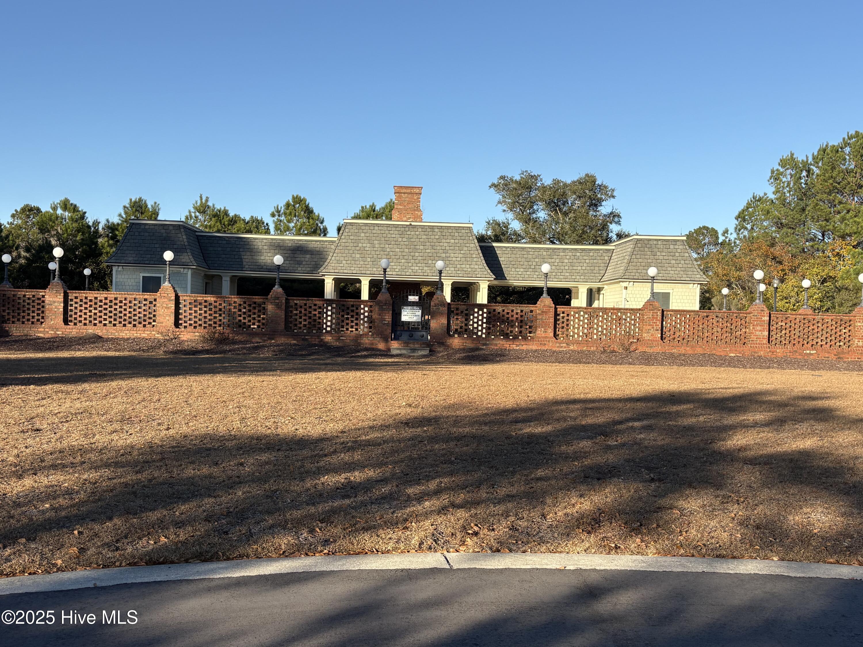 100536920 | Photo 35