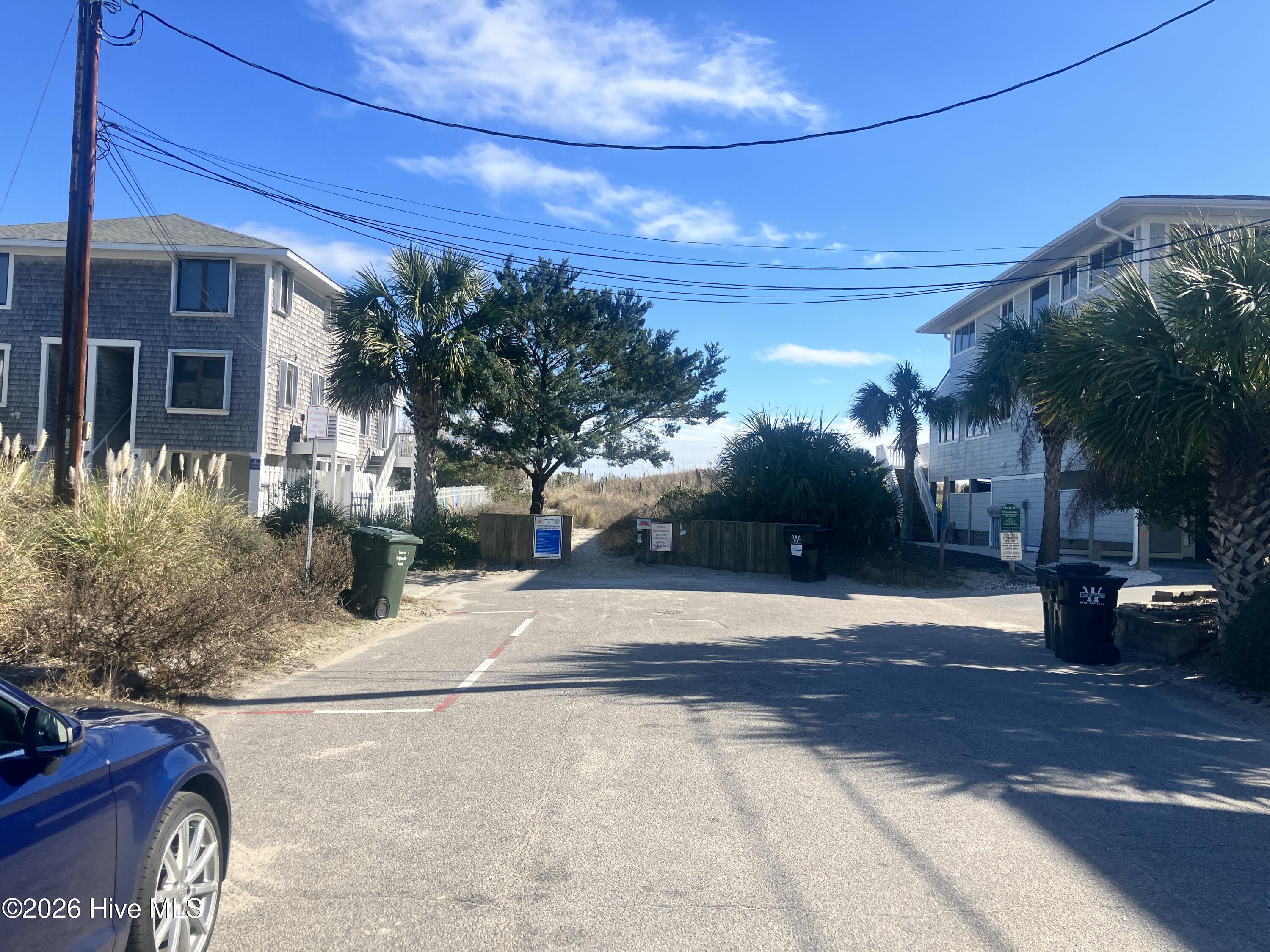 100545997 | Photo 46