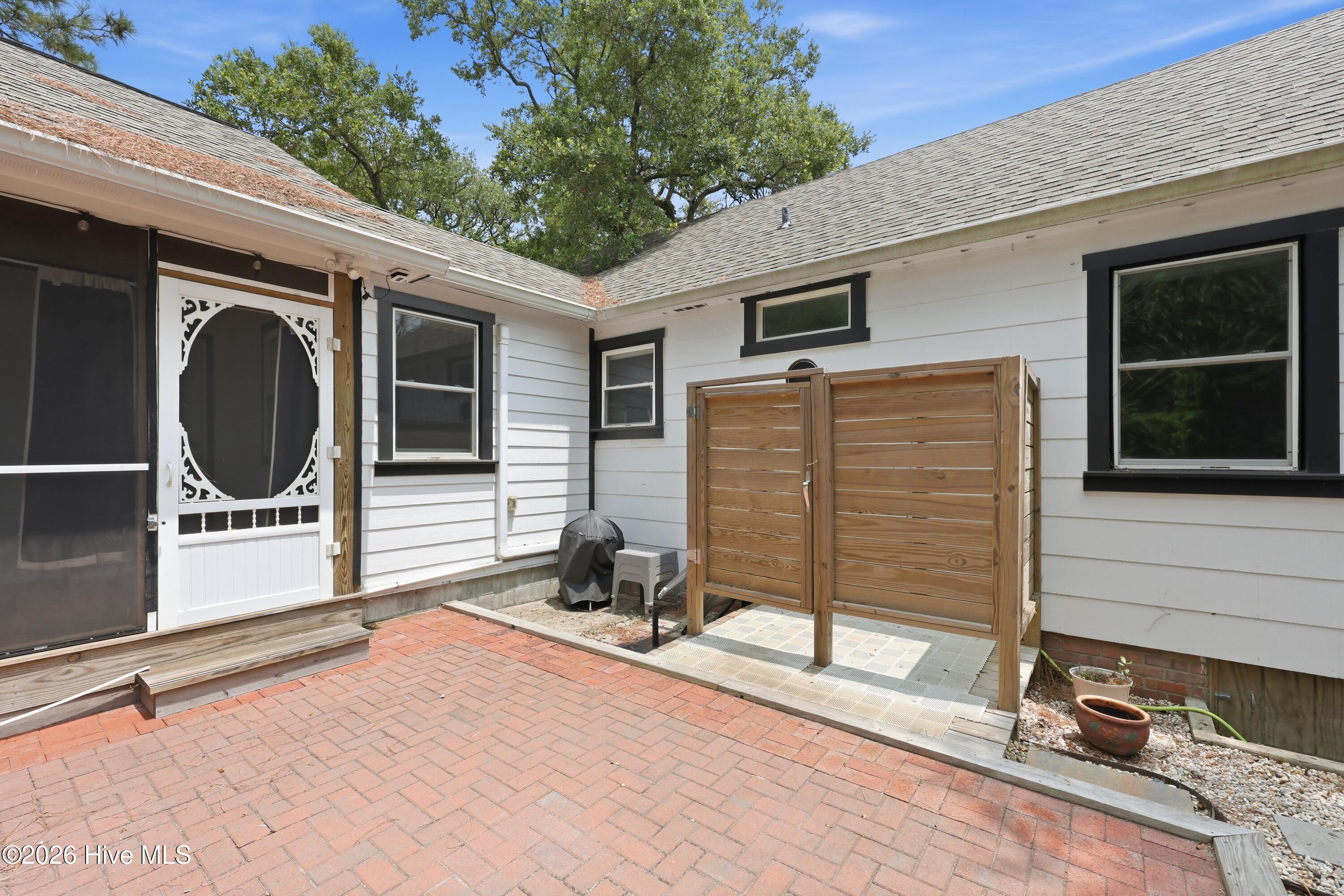 109 Noyes Avenue,Morehead City