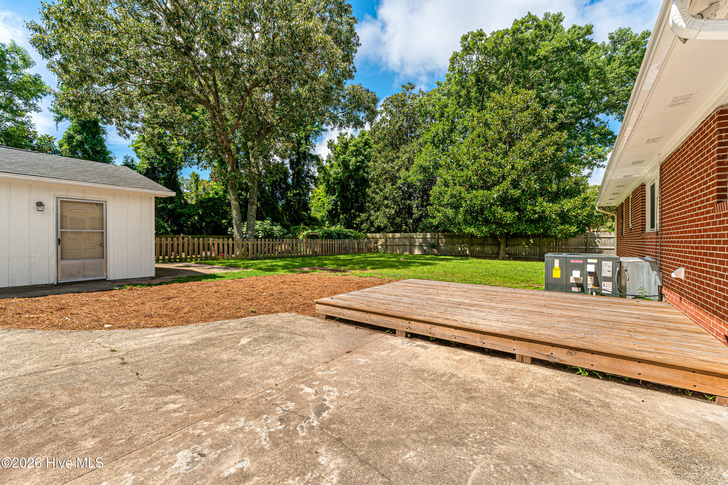 4111 Country Club Road,Morehead City
