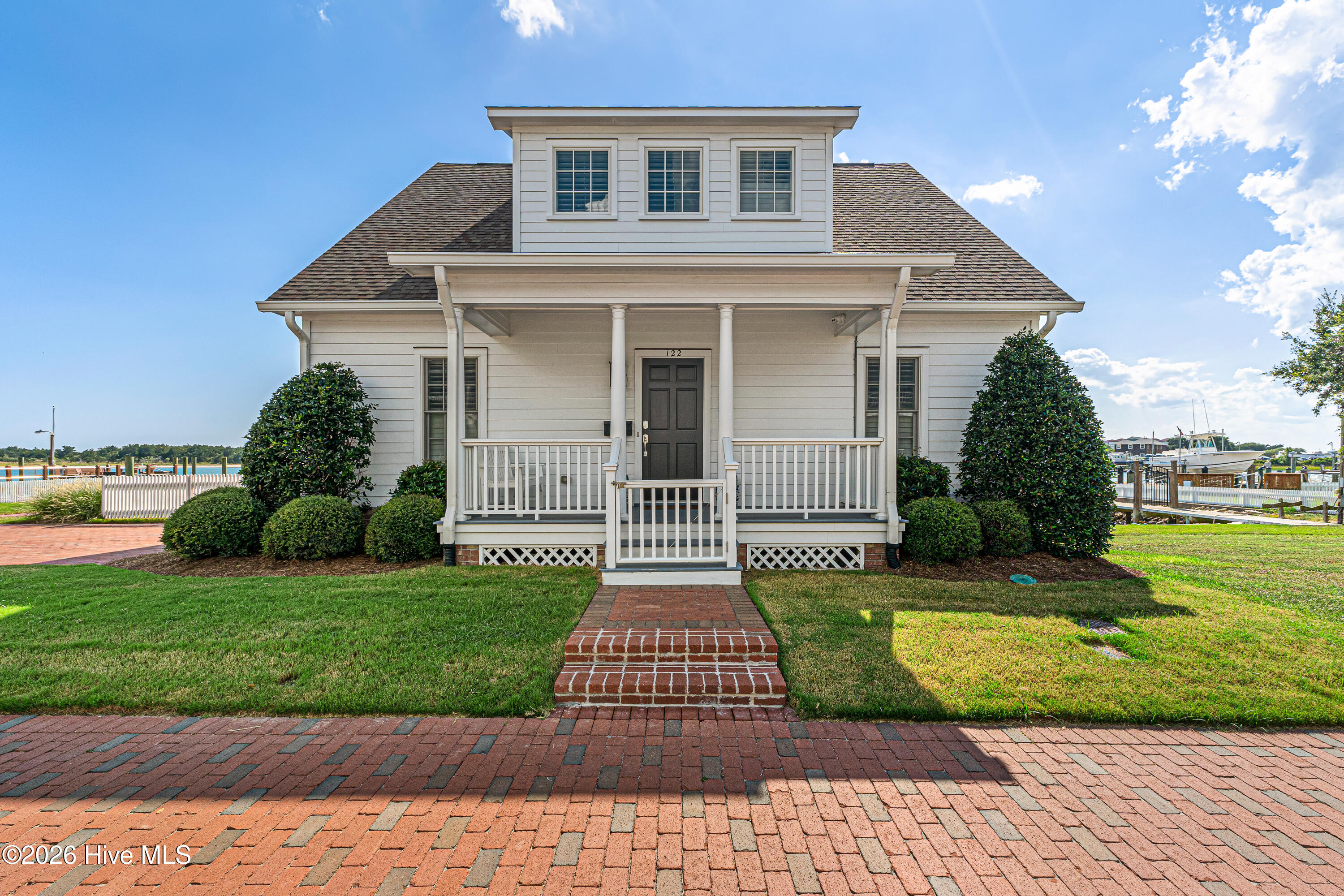 122 Front Street & Slip #5,Beaufort