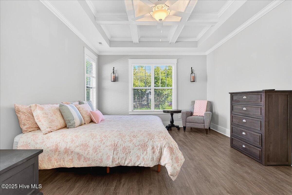 100541370 | Photo 30