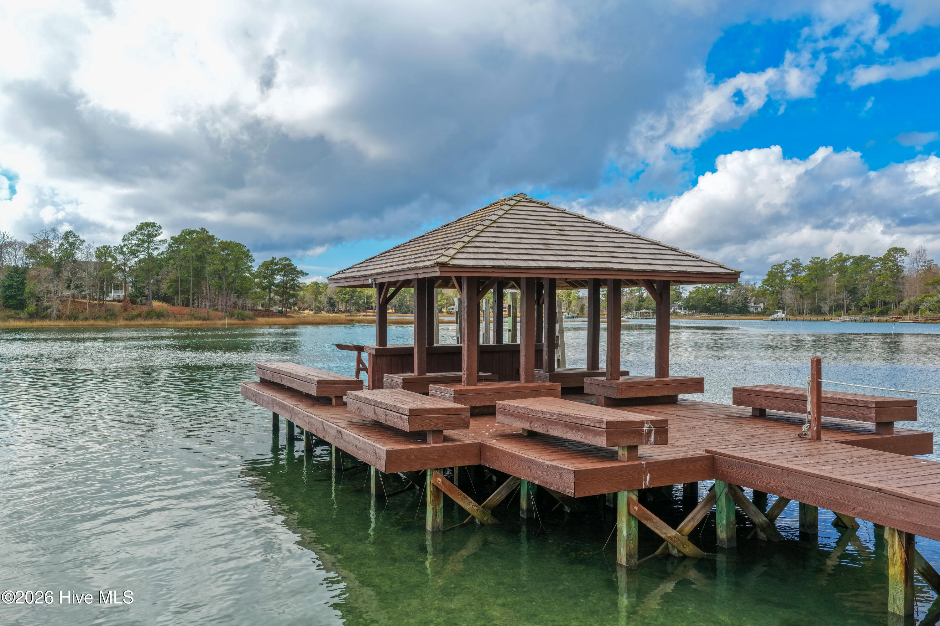 100549444 | Photo 73