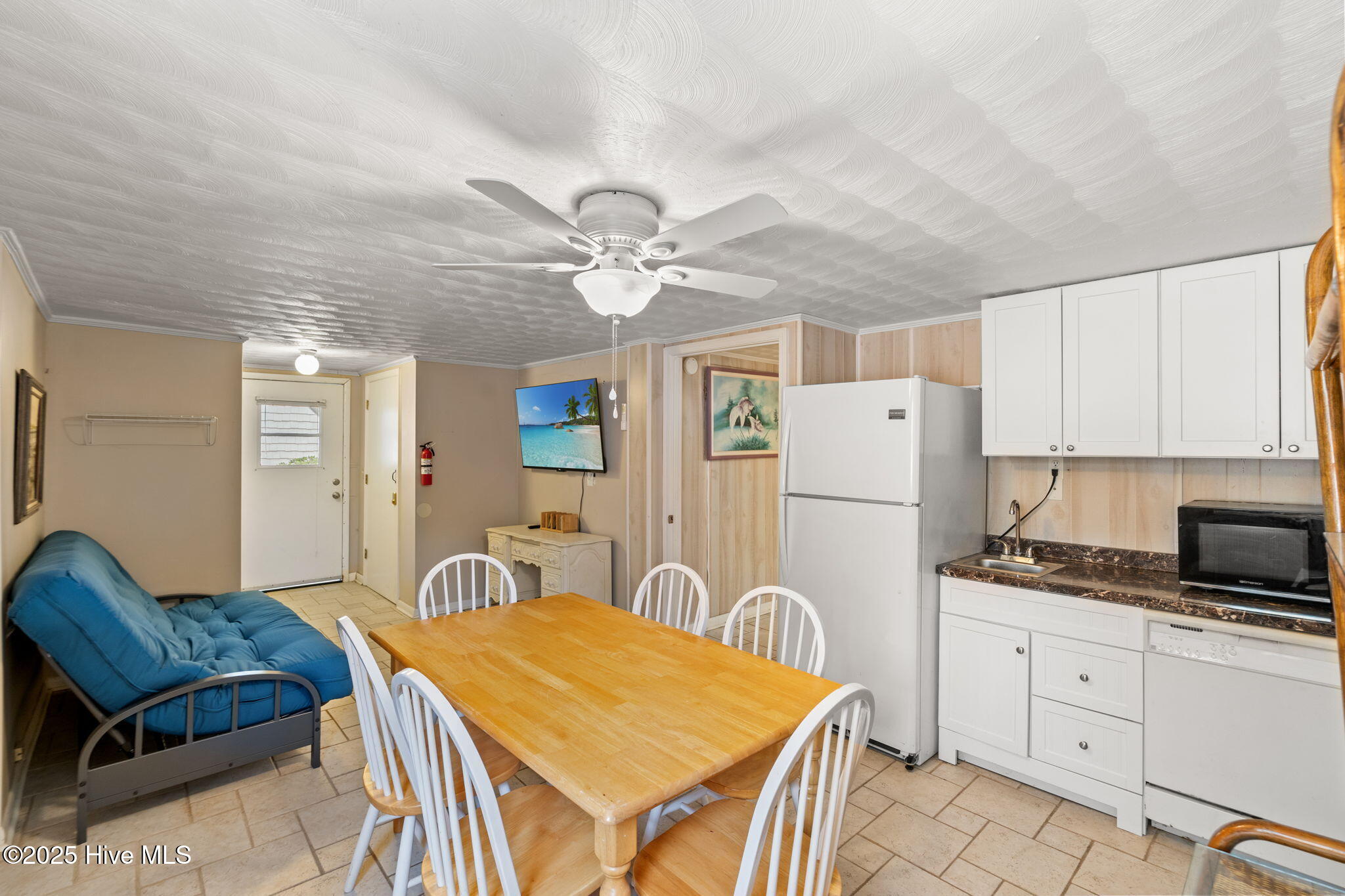 100542968 | Photo 31