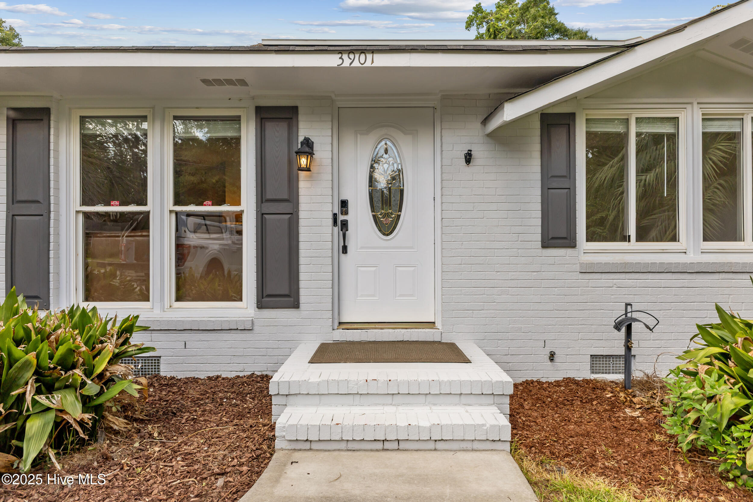 Homes for sale in Wilmington, NC | 3901 Ashley Cir, Wilmington, NC 28403 | MLS# 100527915