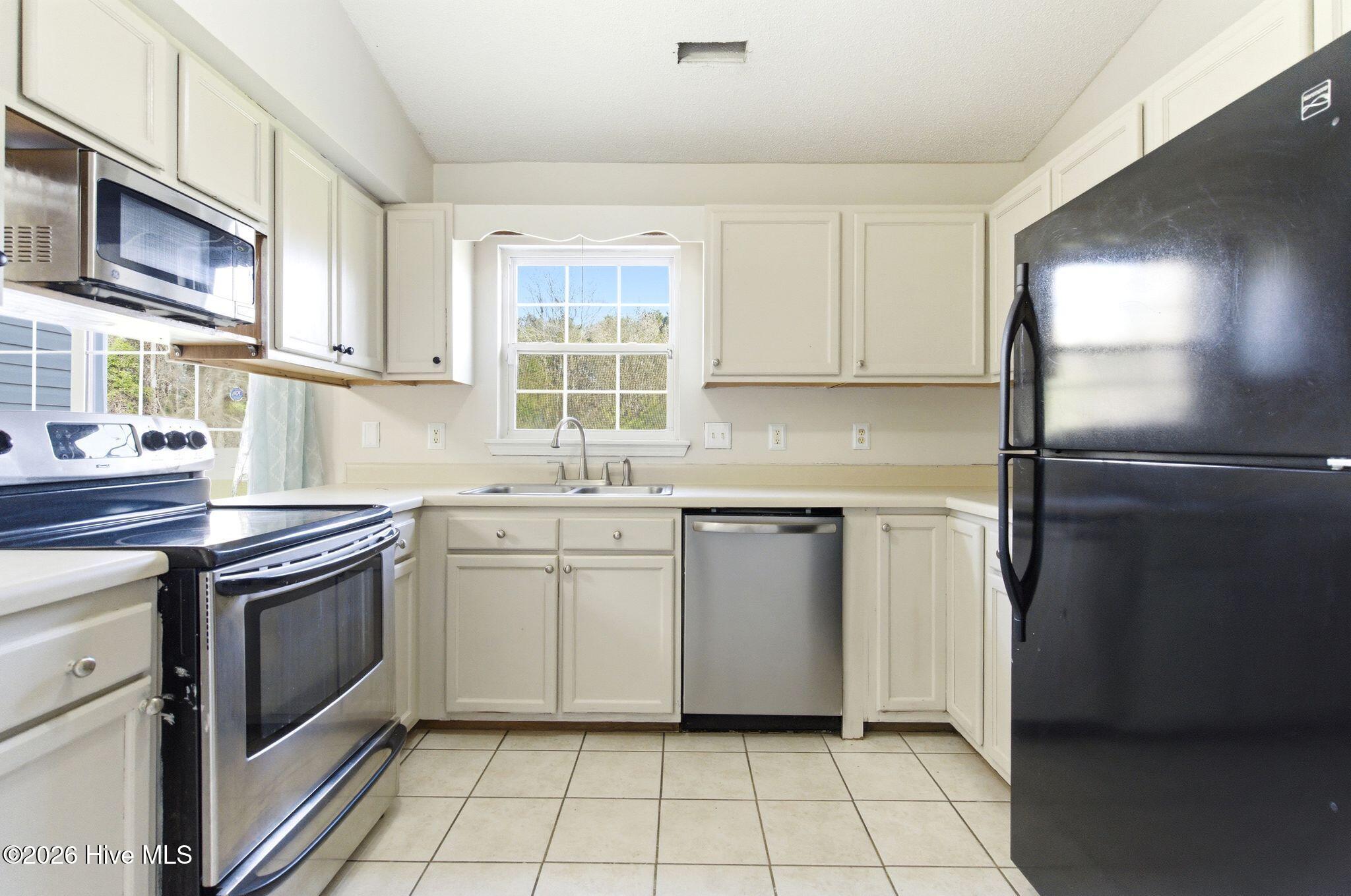 100561661 | Photo 20